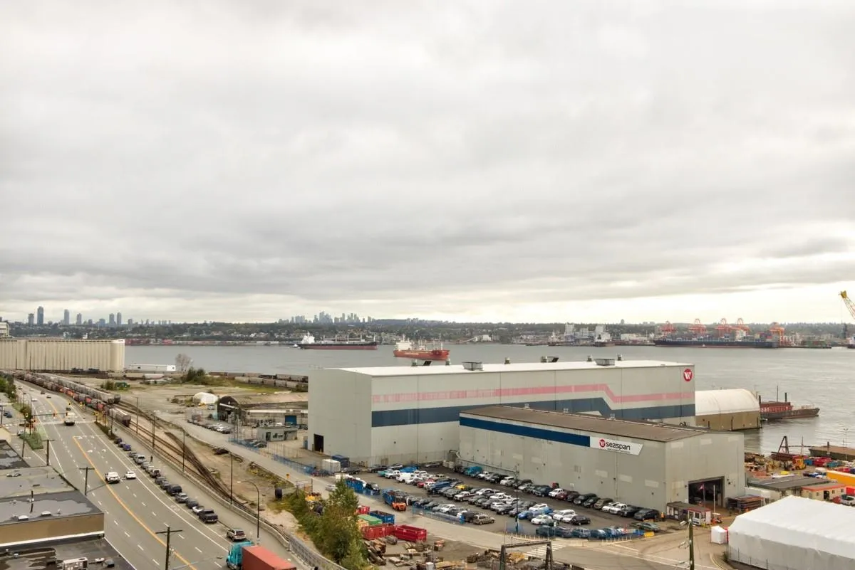 1202 188 E Esplanade