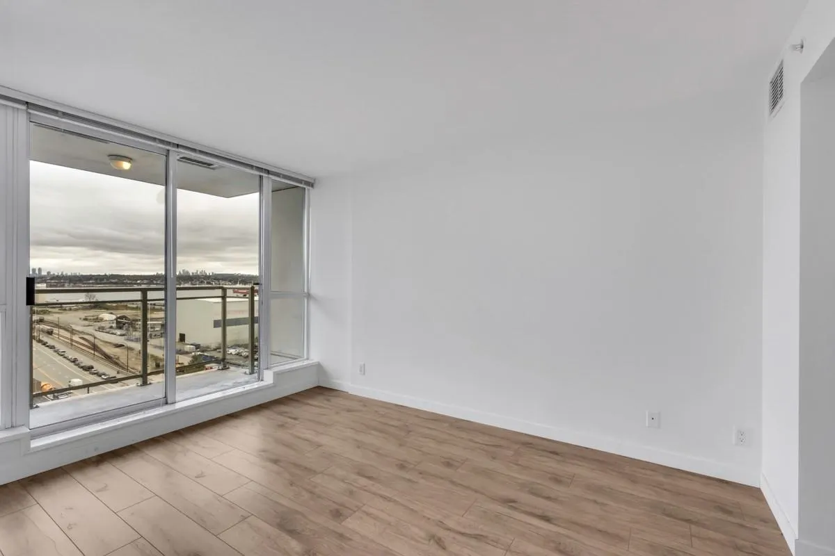 1202 188 E Esplanade