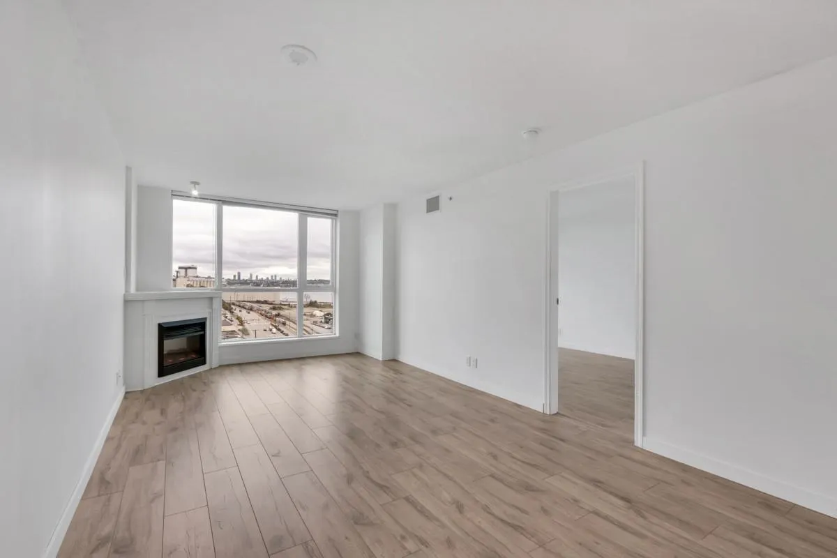 1202 188 E Esplanade