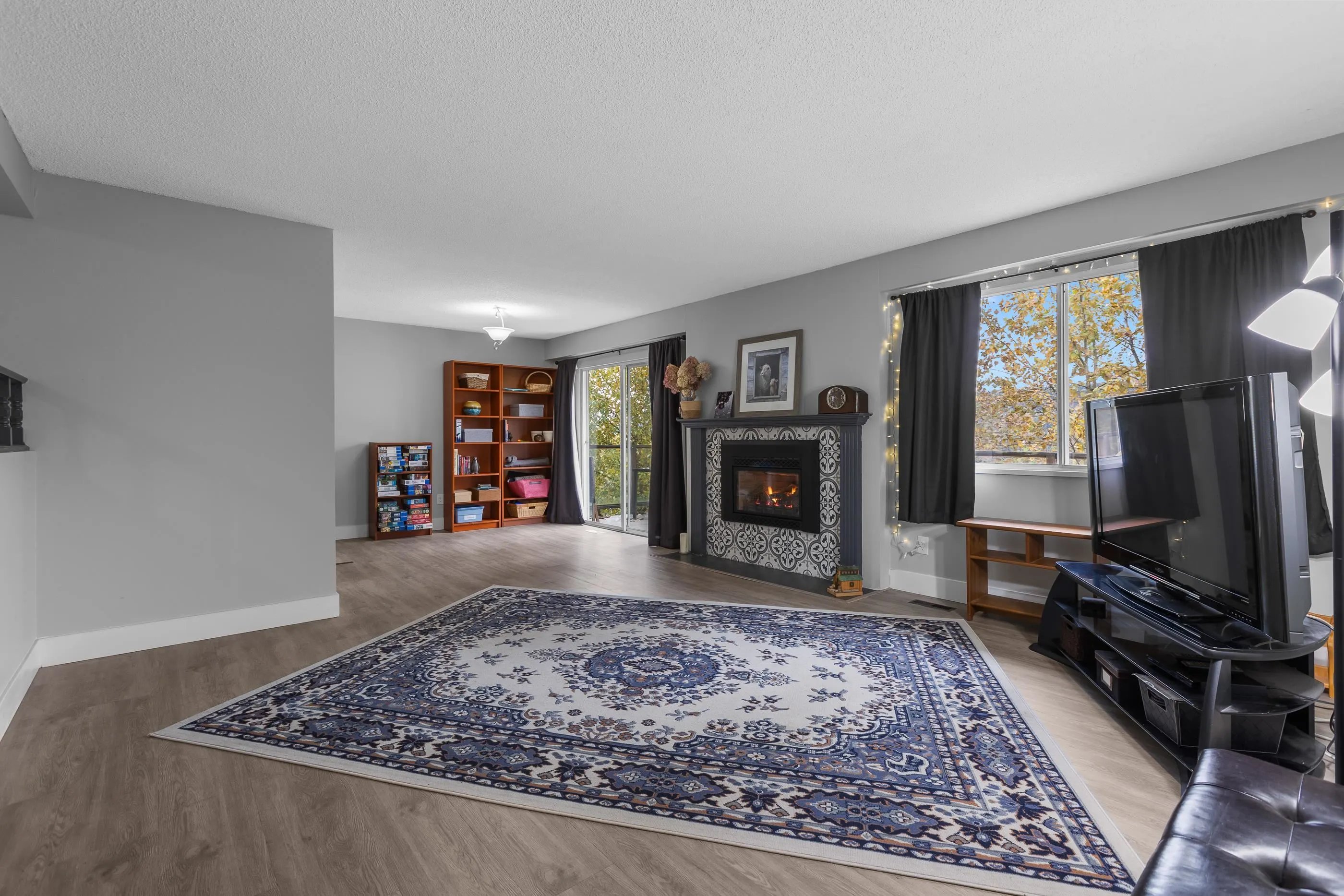 1507 Elinor Crescent