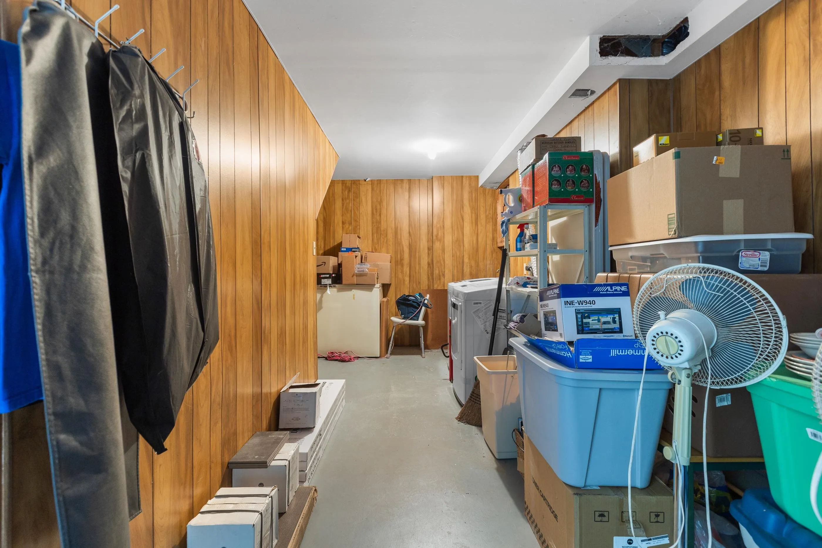 1507 Elinor Crescent