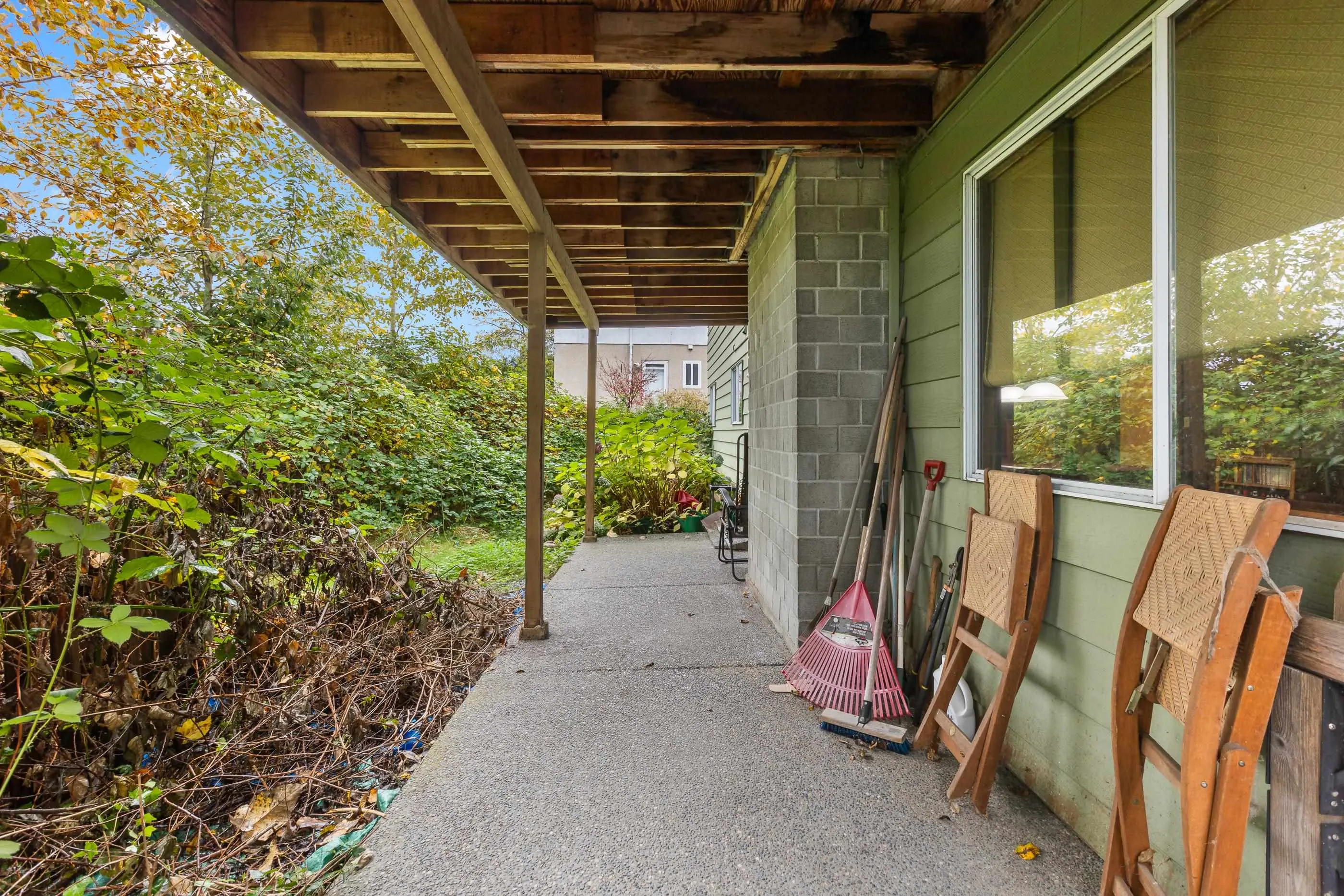 1507 Elinor Crescent