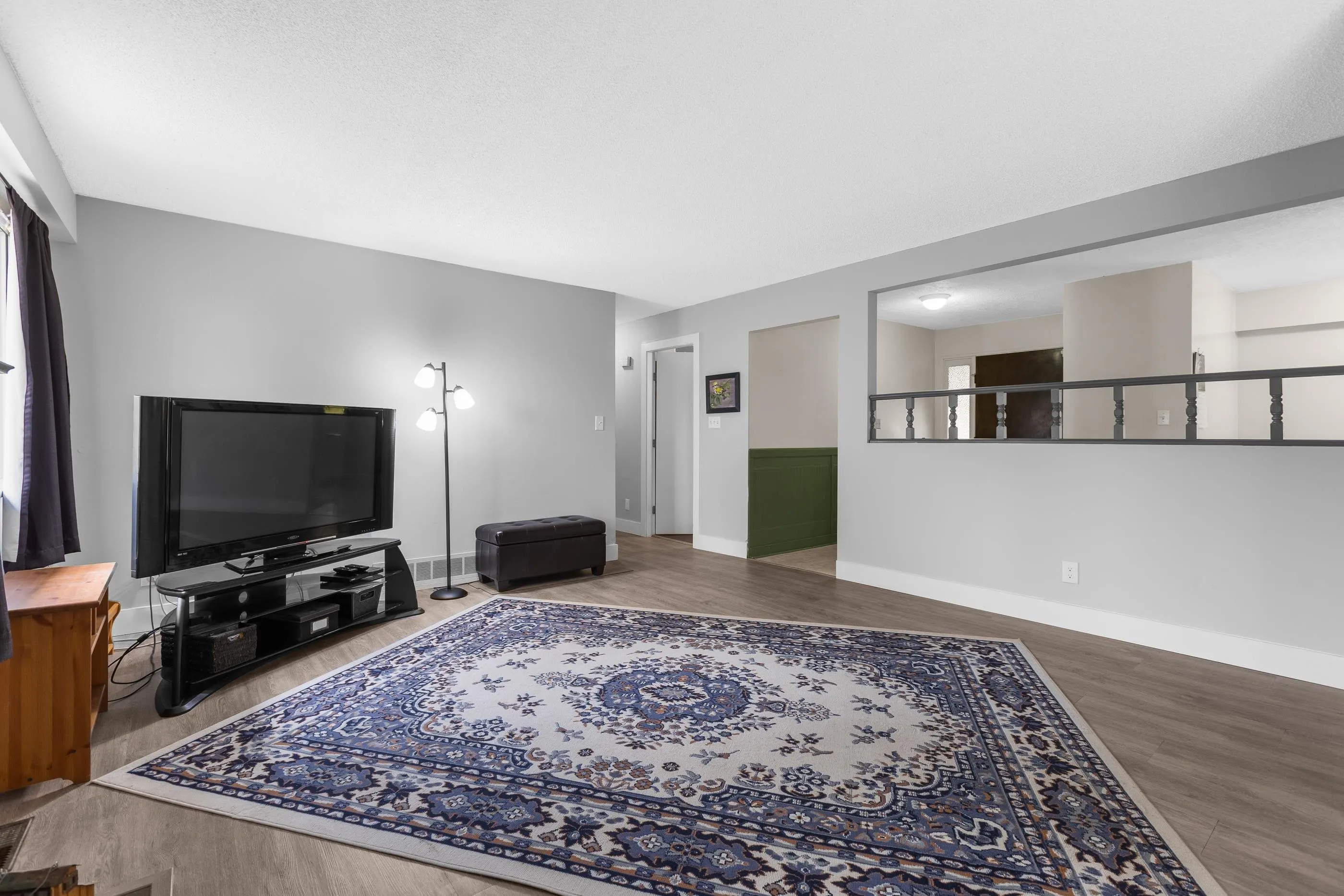 1507 Elinor Crescent