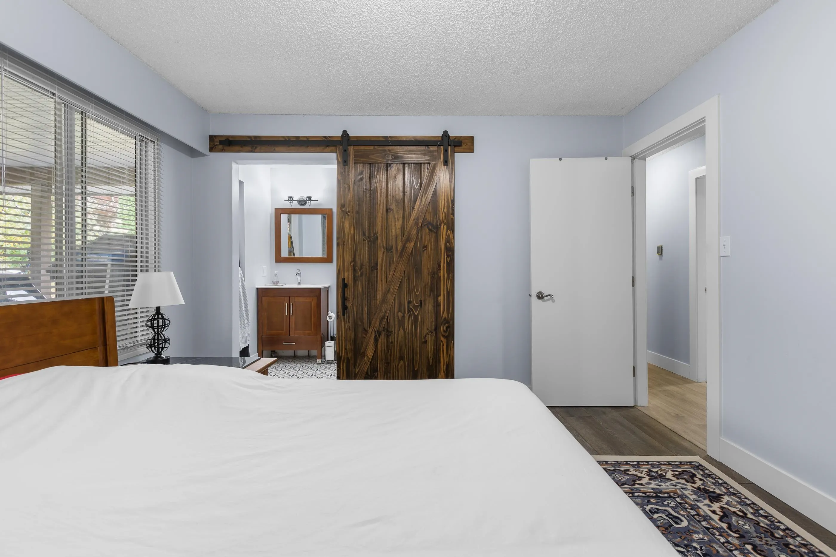 1507 Elinor Crescent