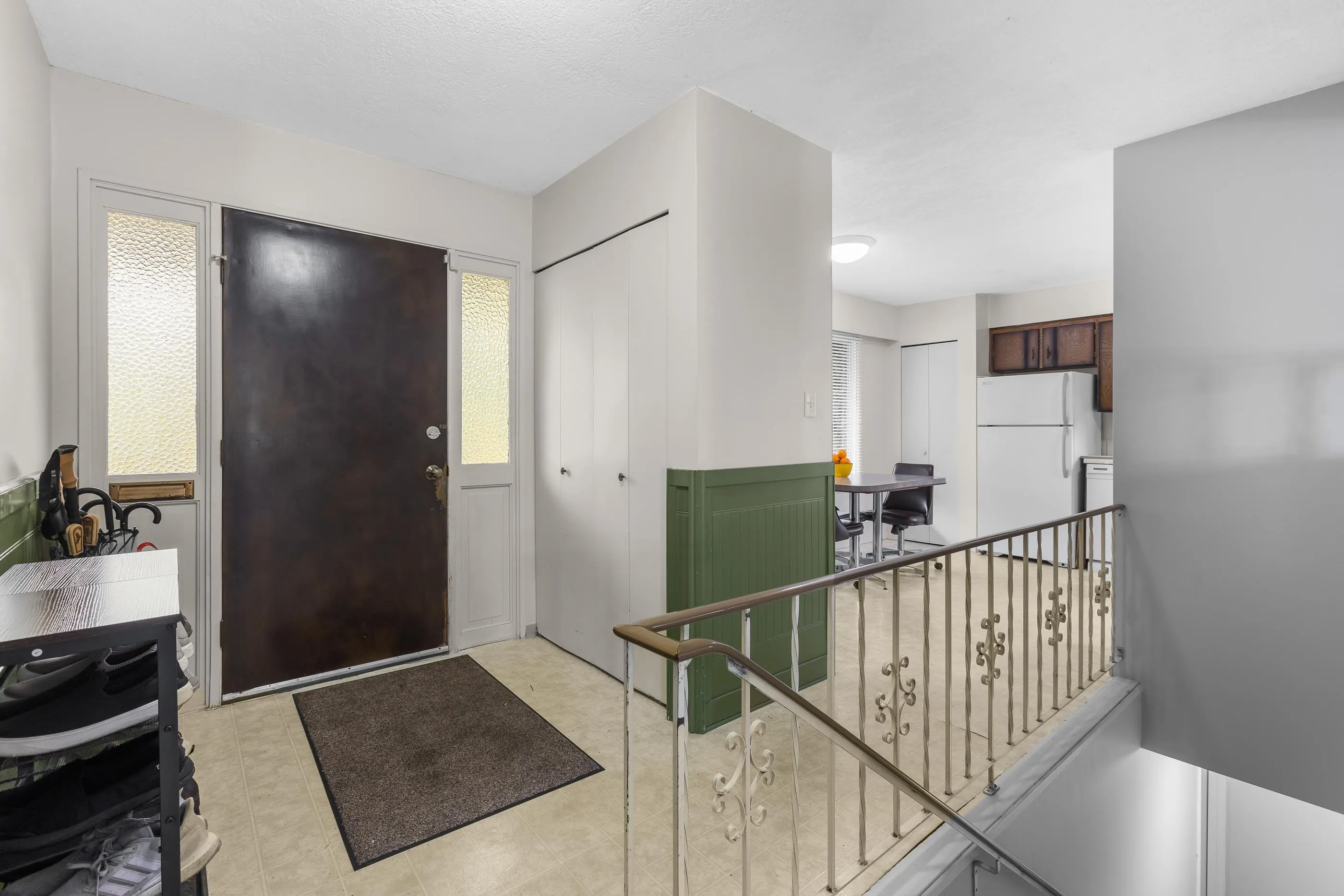 1507 Elinor Crescent