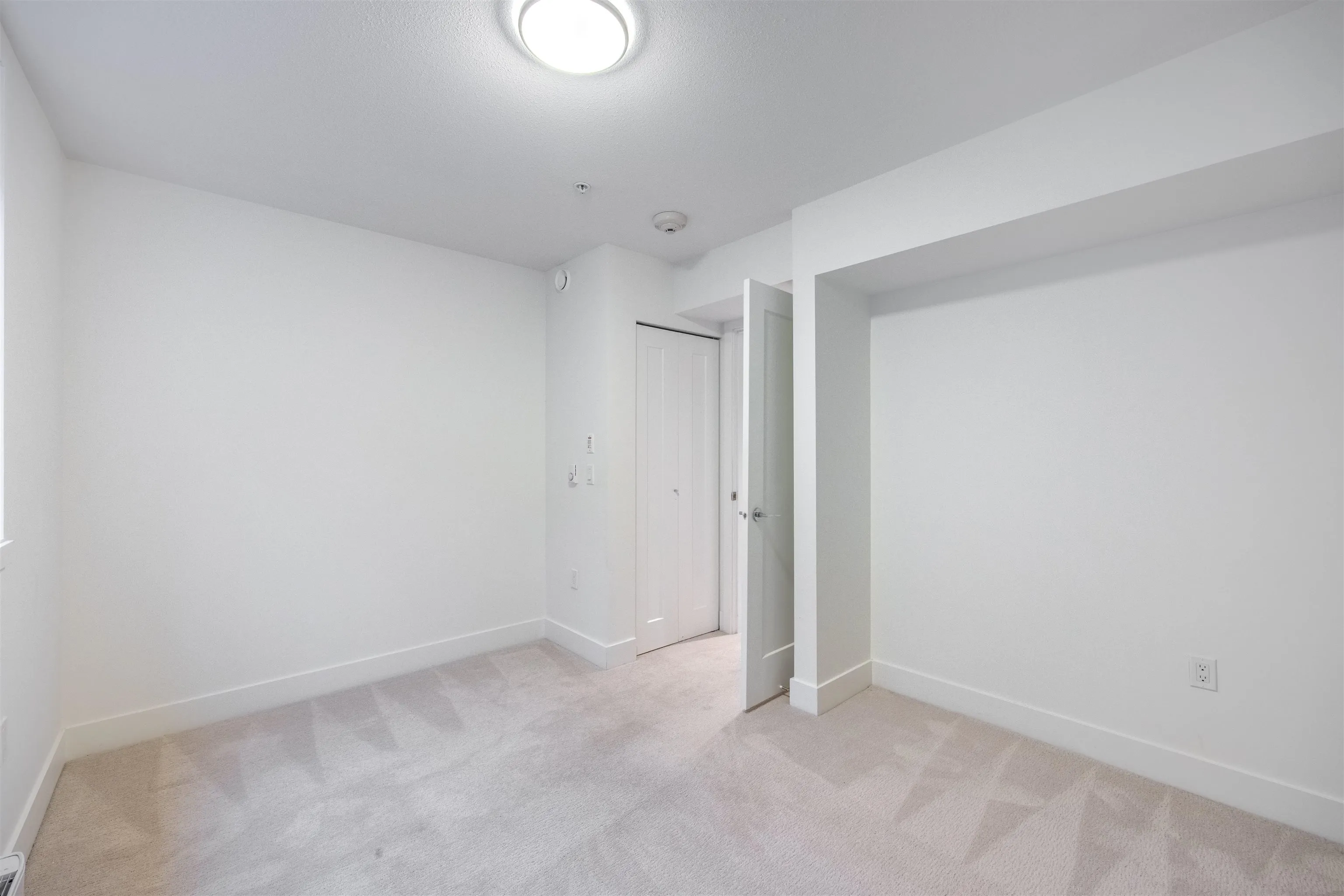 9 15775 Mountain View Drive