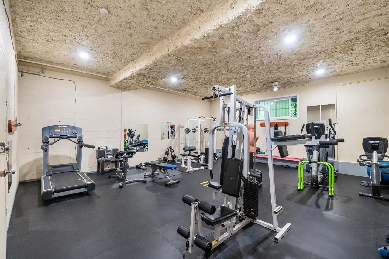 229 202 Westhill Place