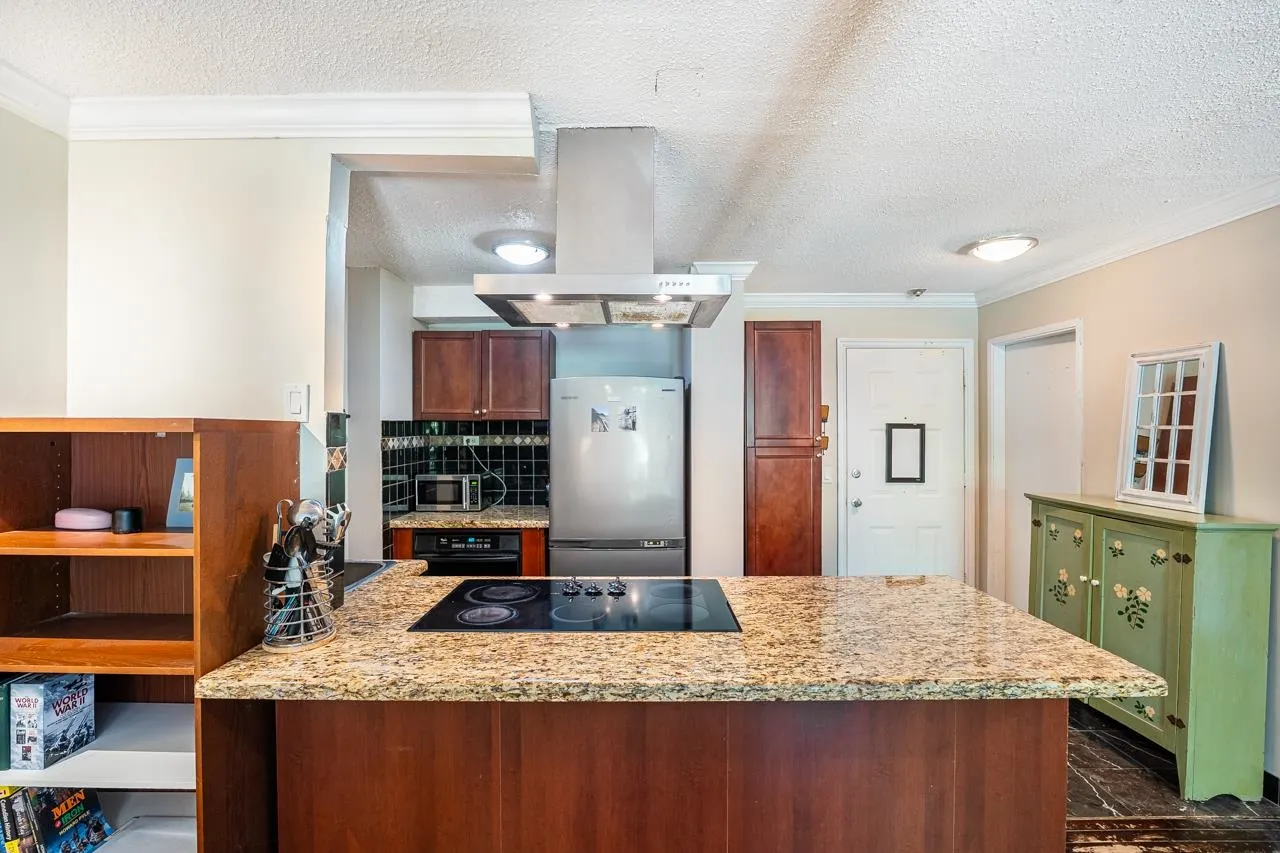 229 202 Westhill Place