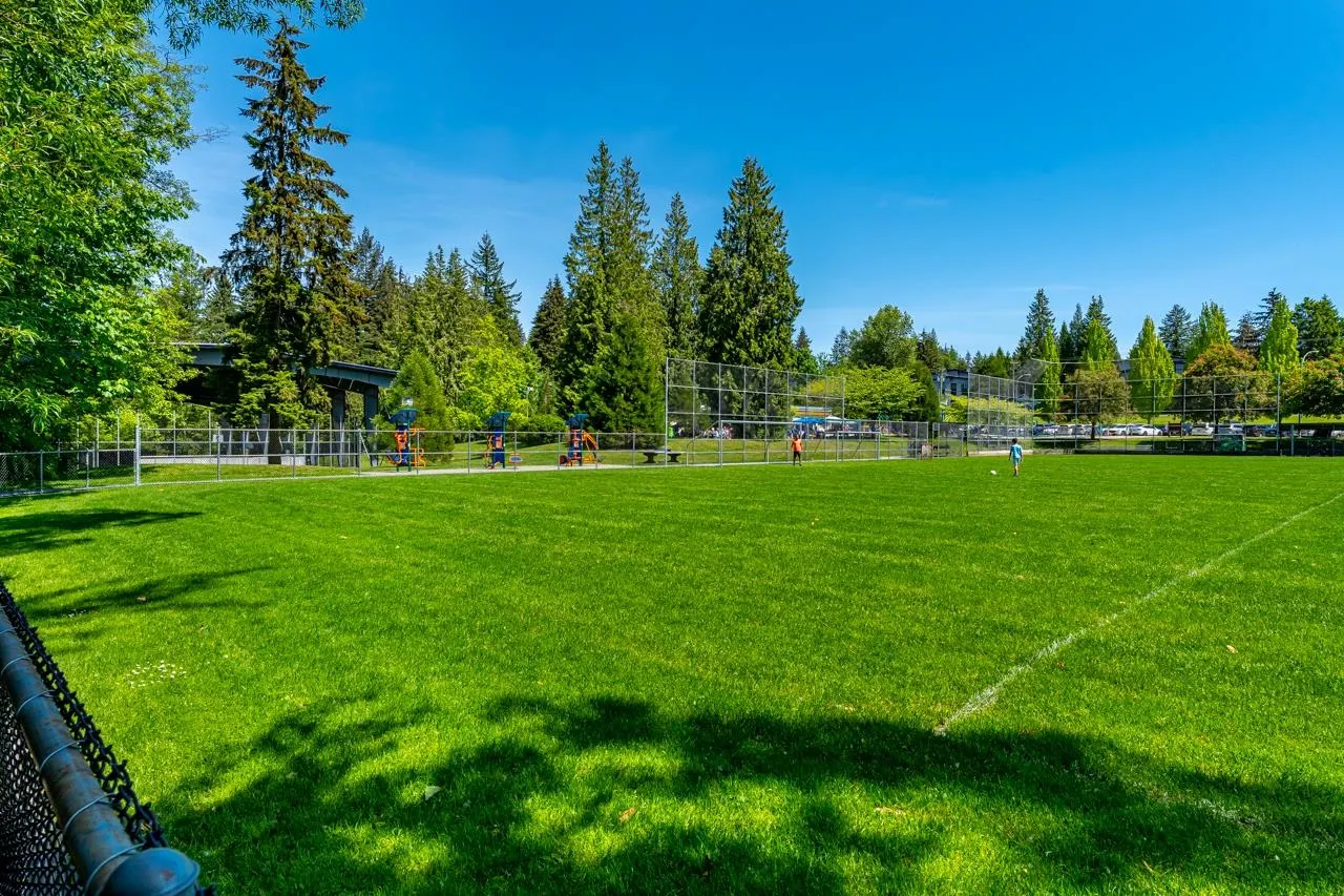 229 202 Westhill Place