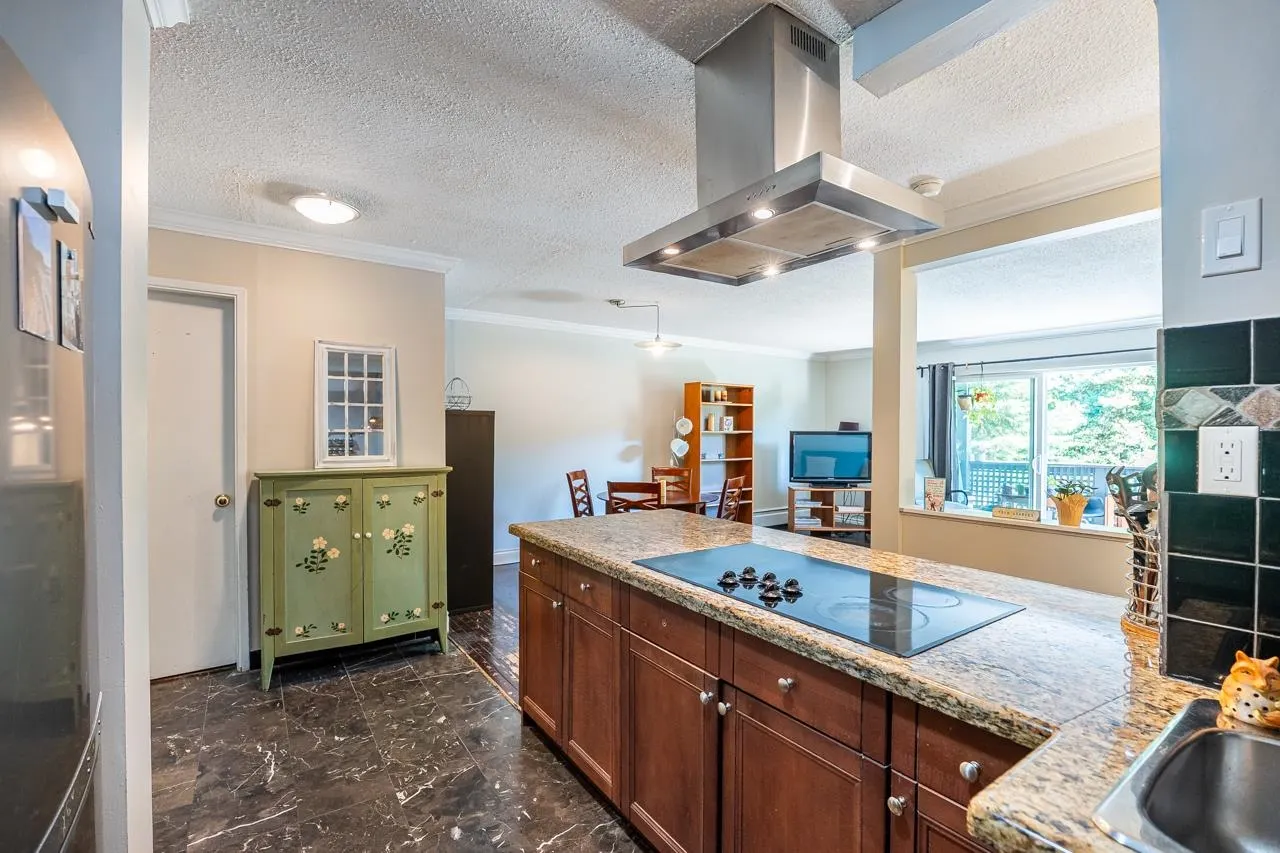 229 202 Westhill Place