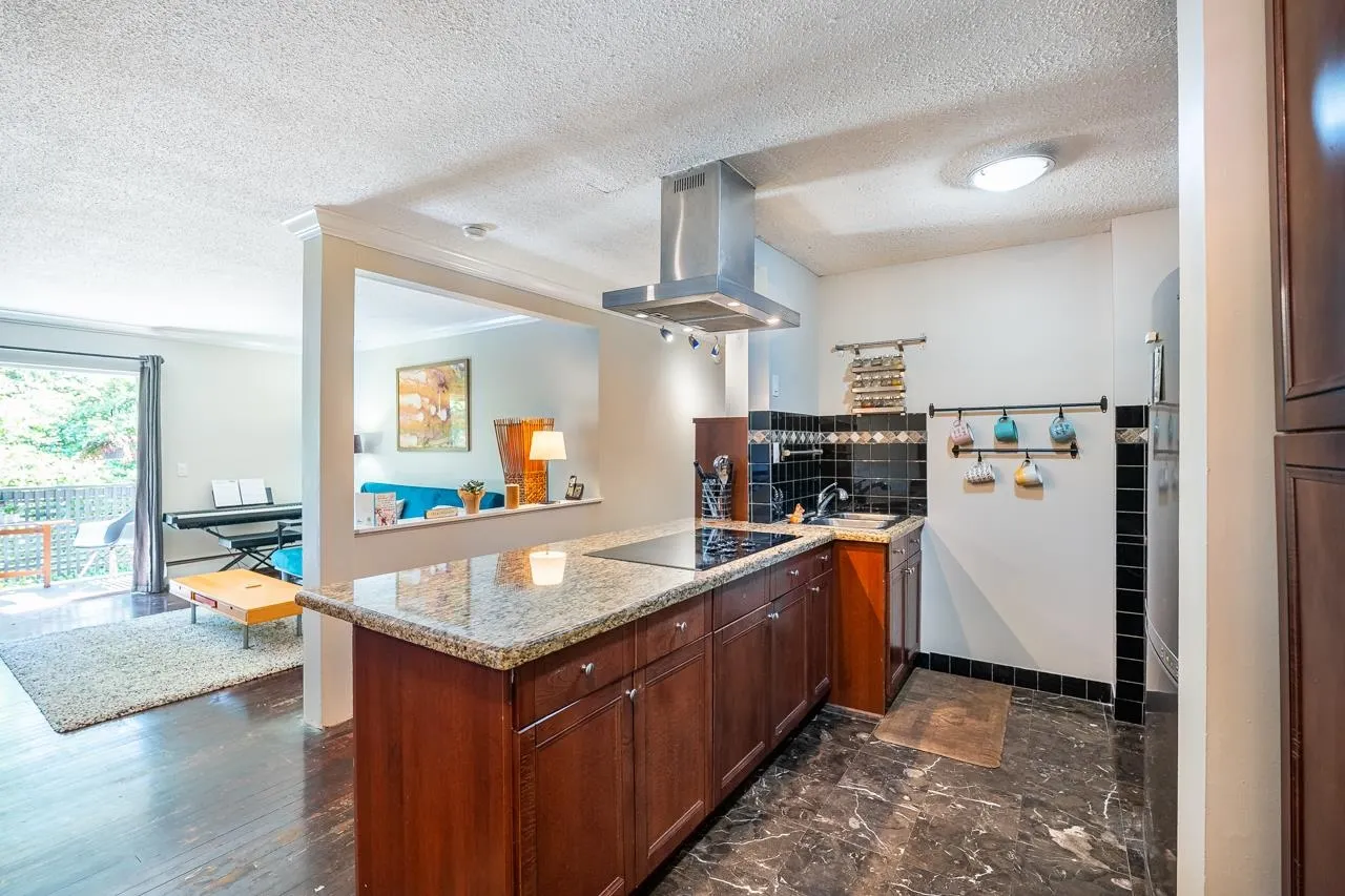 229 202 Westhill Place