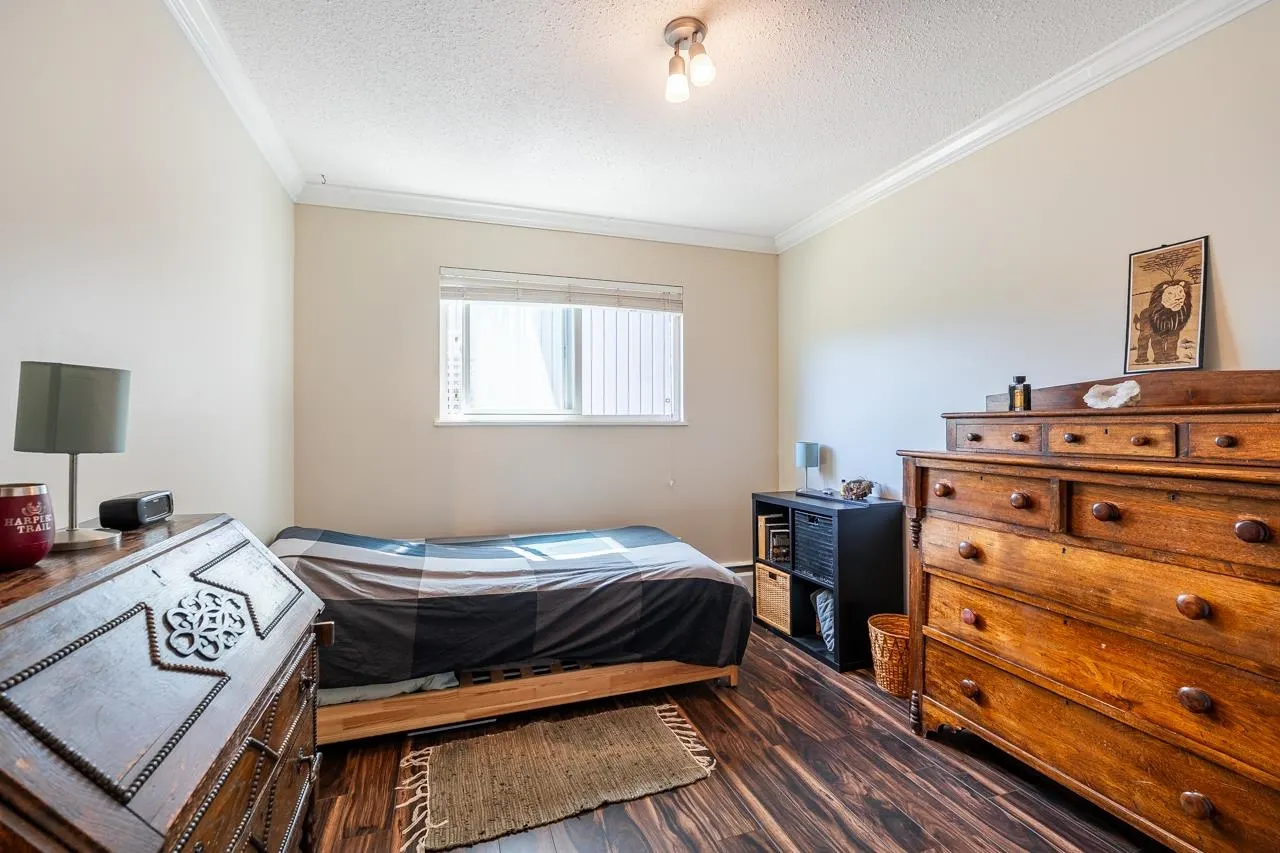 229 202 Westhill Place