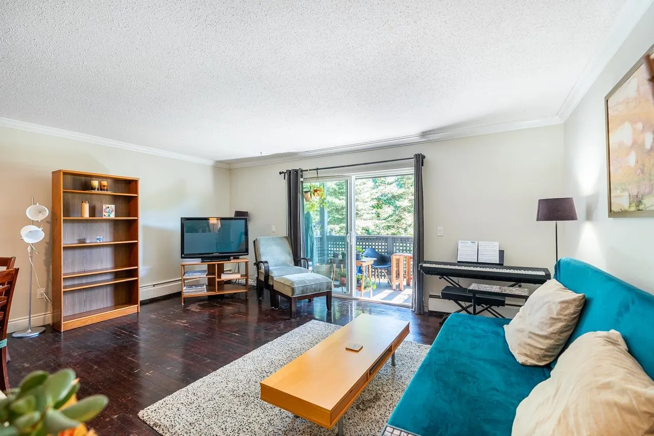 229 202 Westhill Place