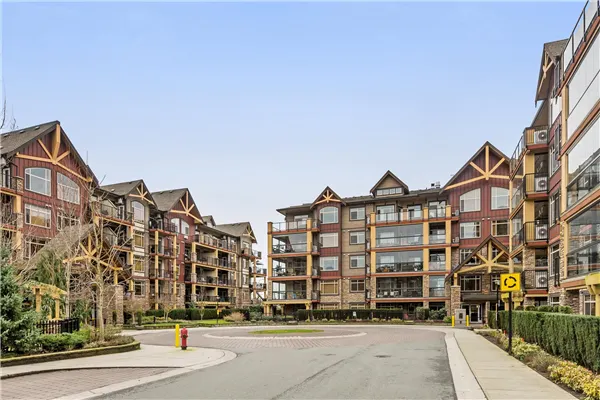 429 8288 207a Street