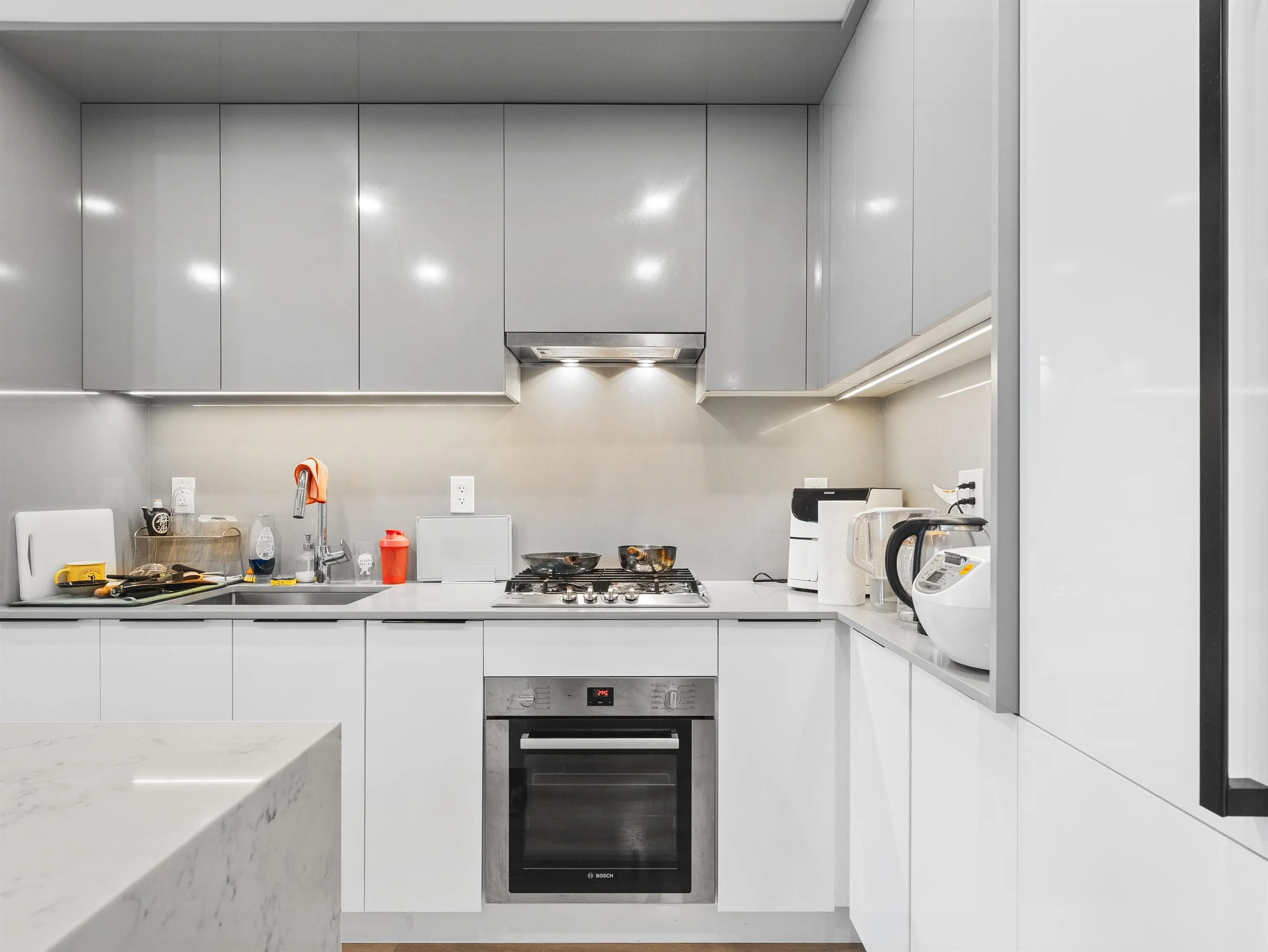 2807 4711 Hazel Street