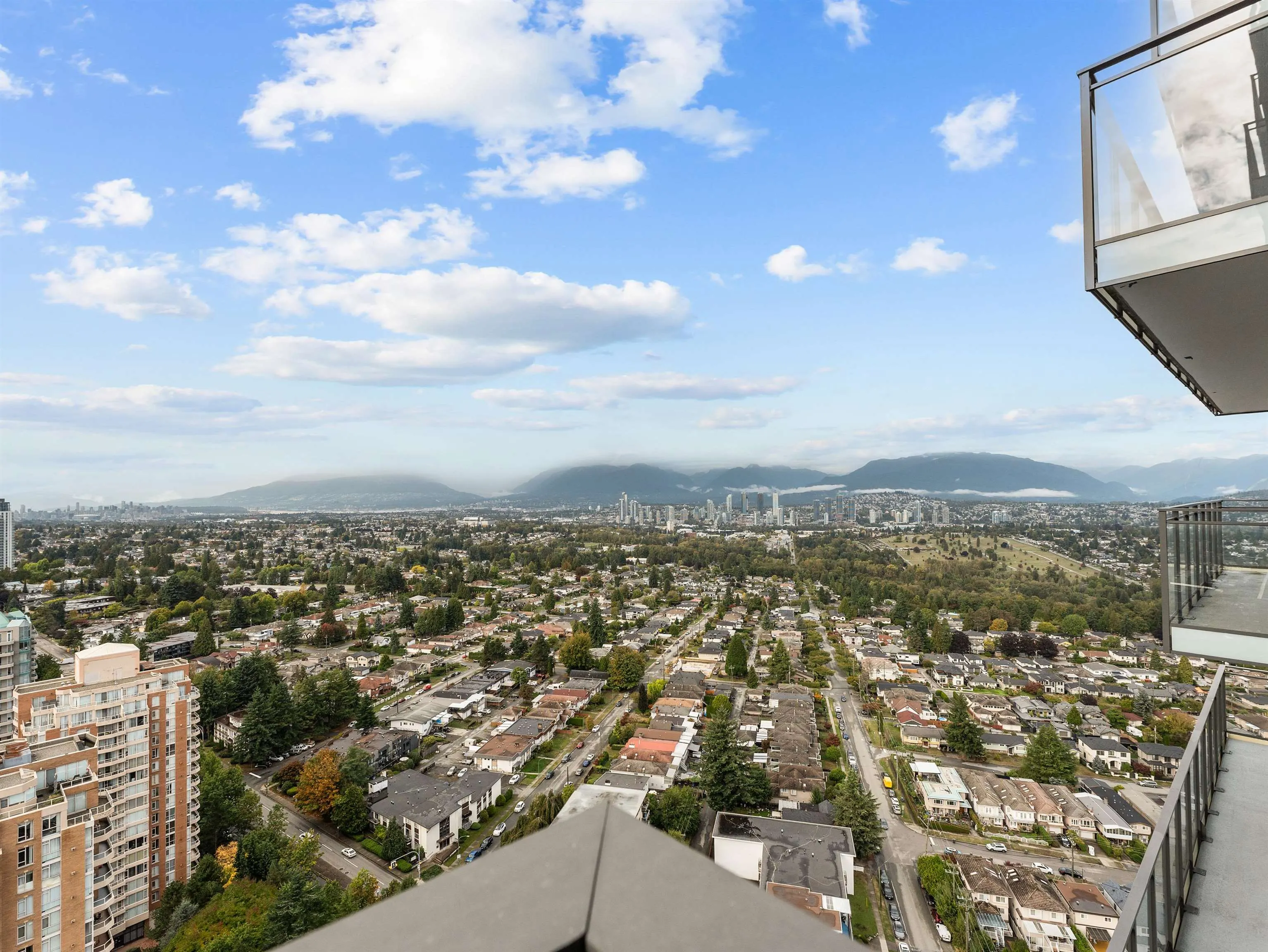 2807 4711 Hazel Street