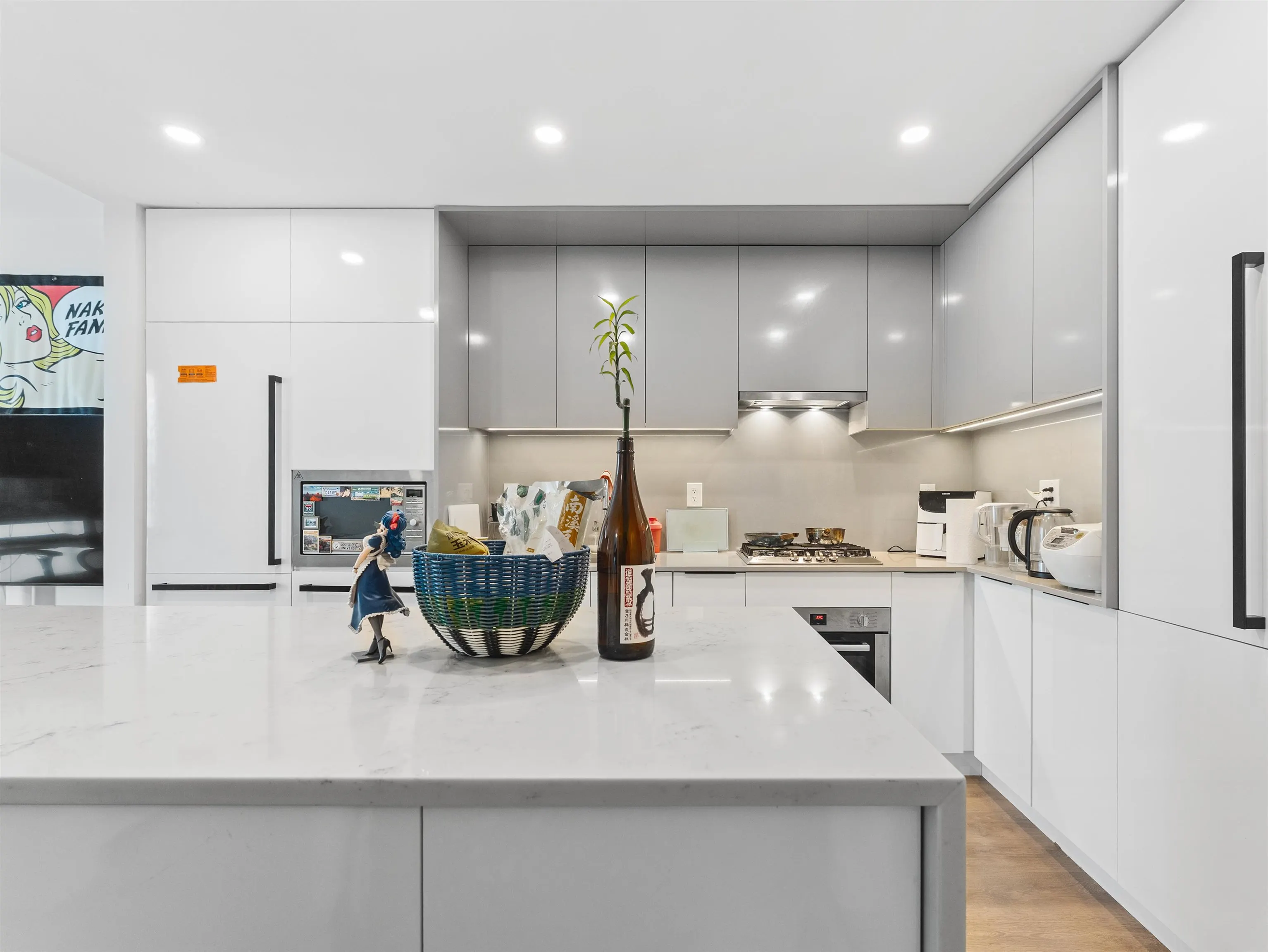 2807 4711 Hazel Street