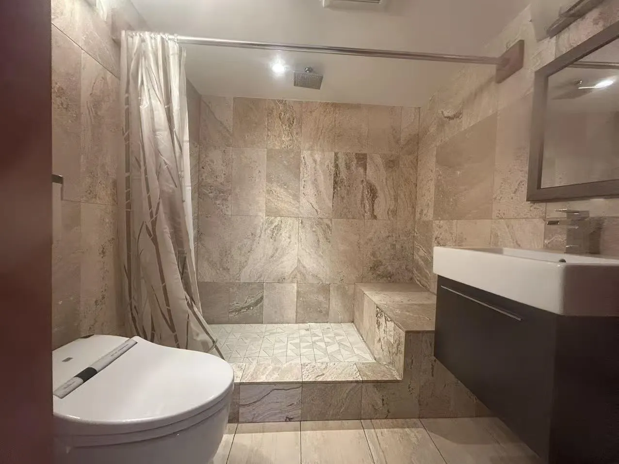 5006 Maitland Street