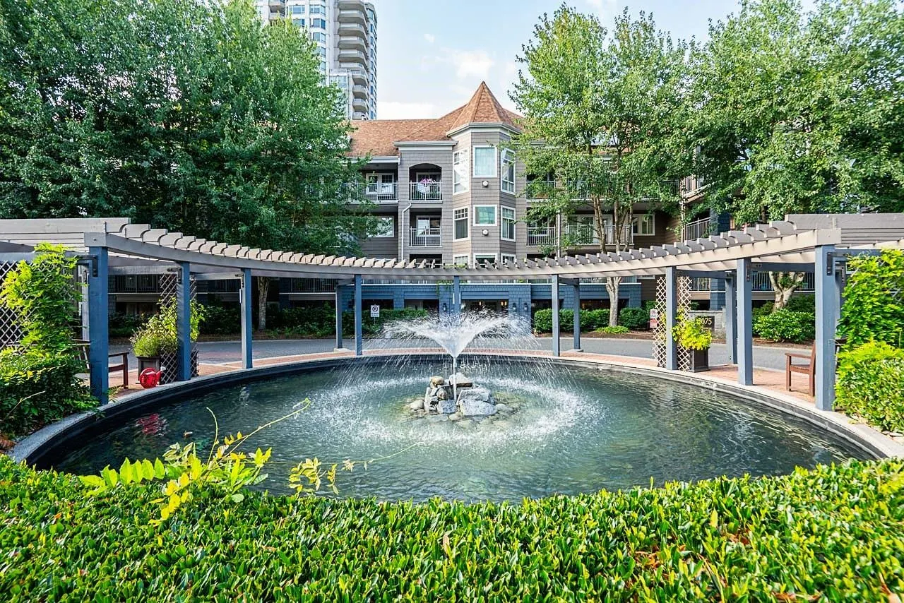 315 3075 Primrose Lane