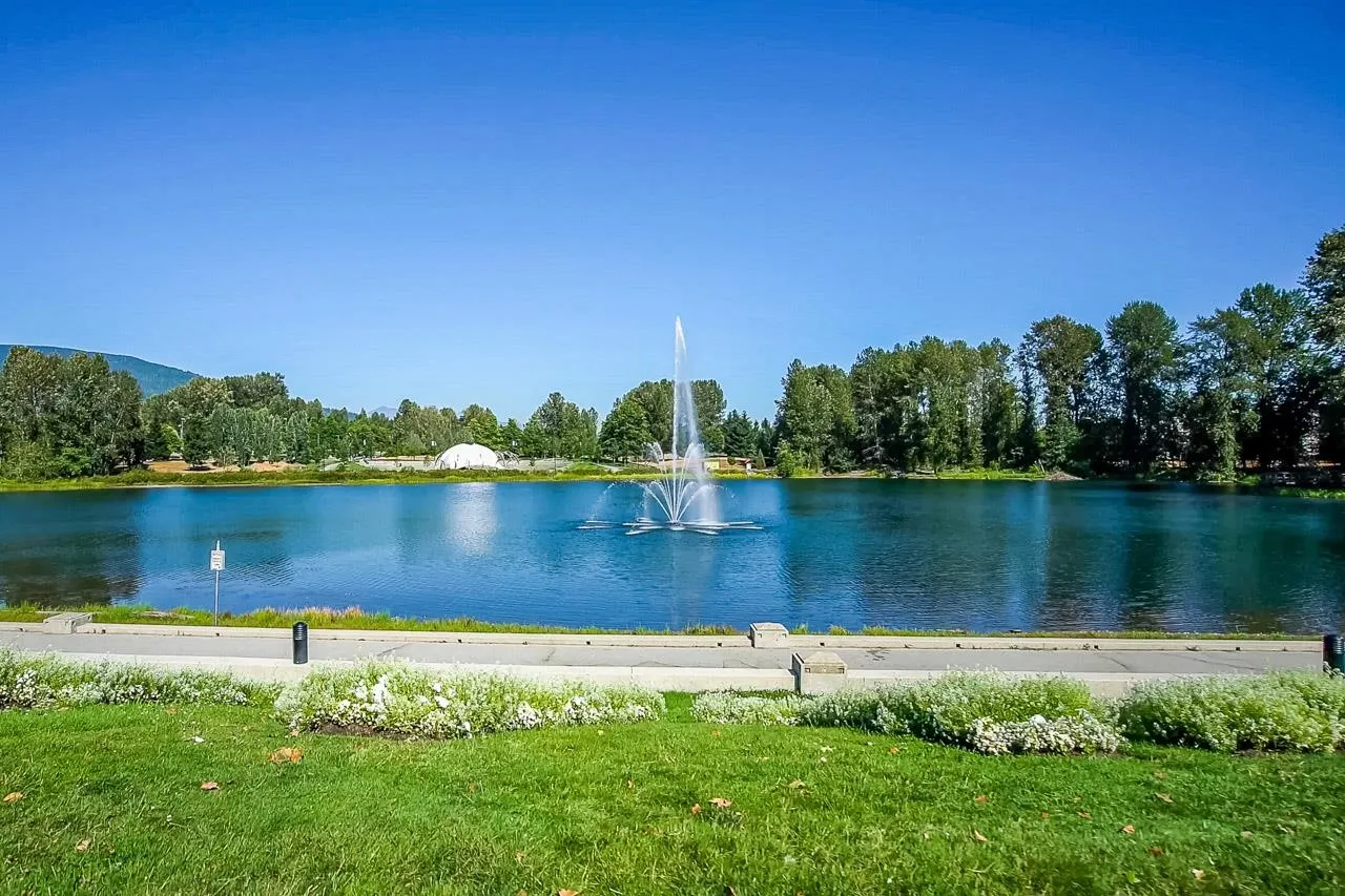 315 3075 Primrose Lane