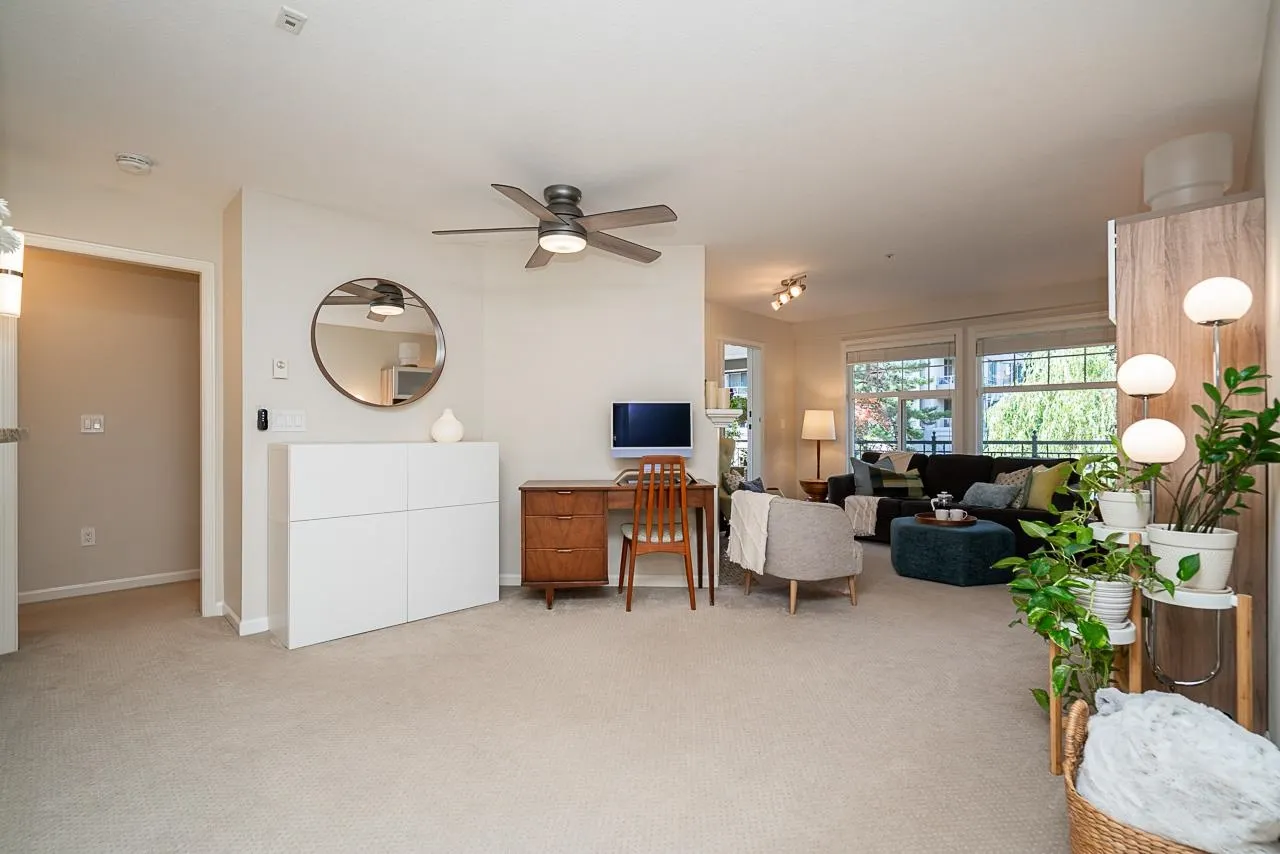 315 3075 Primrose Lane