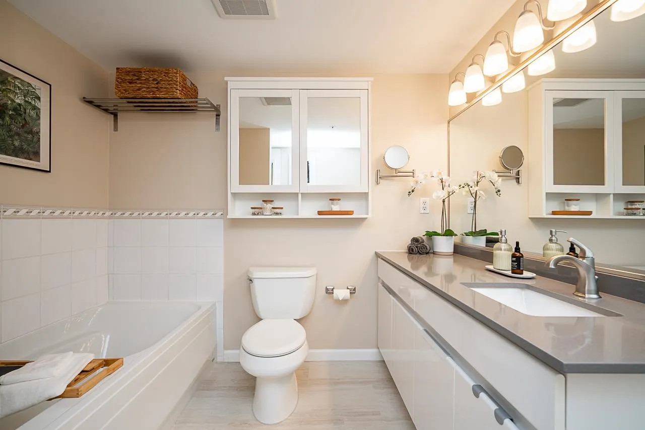 315 3075 Primrose Lane