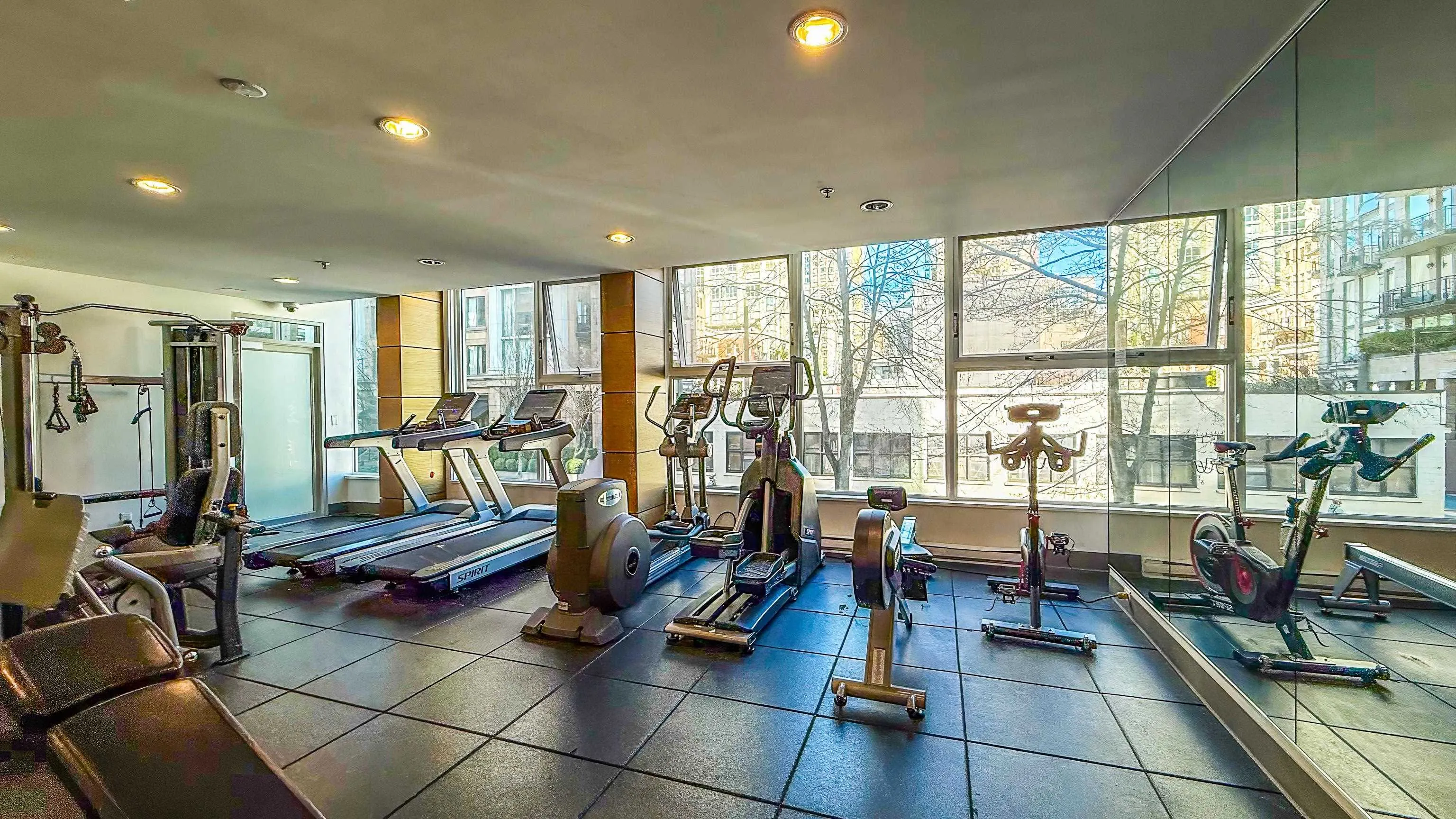 1503 1323 Homer Street