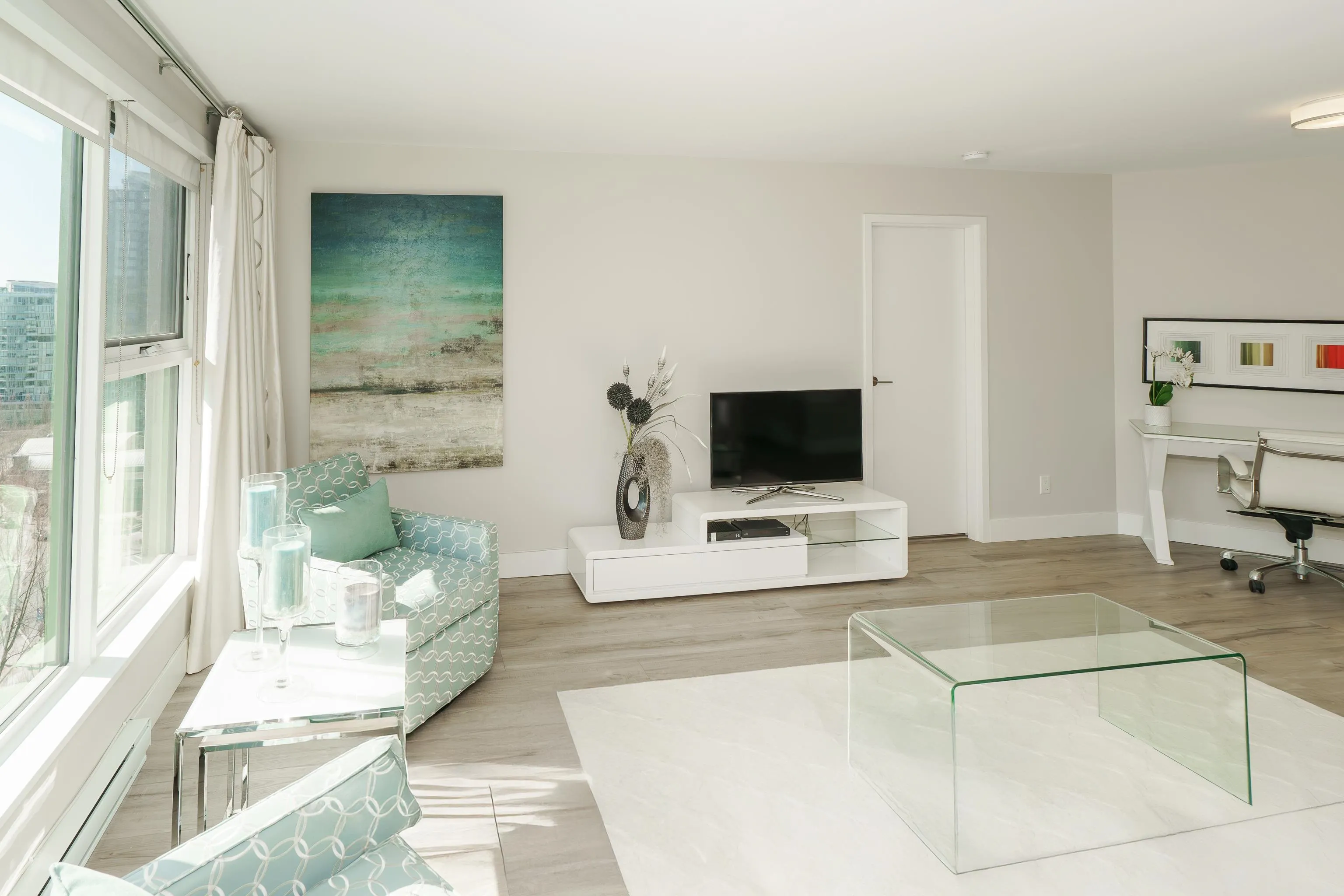 1503 1323 Homer Street