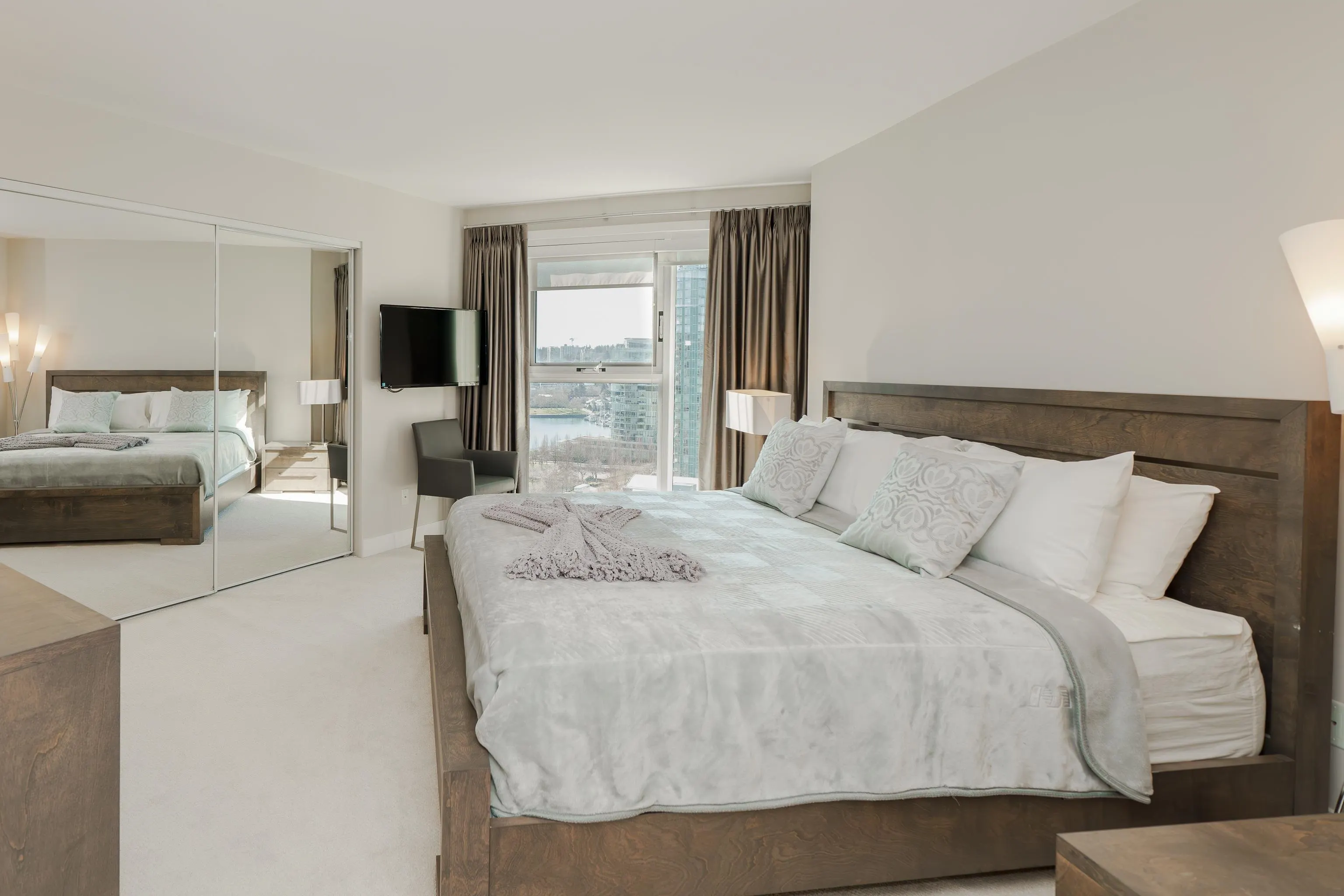 1503 1323 Homer Street