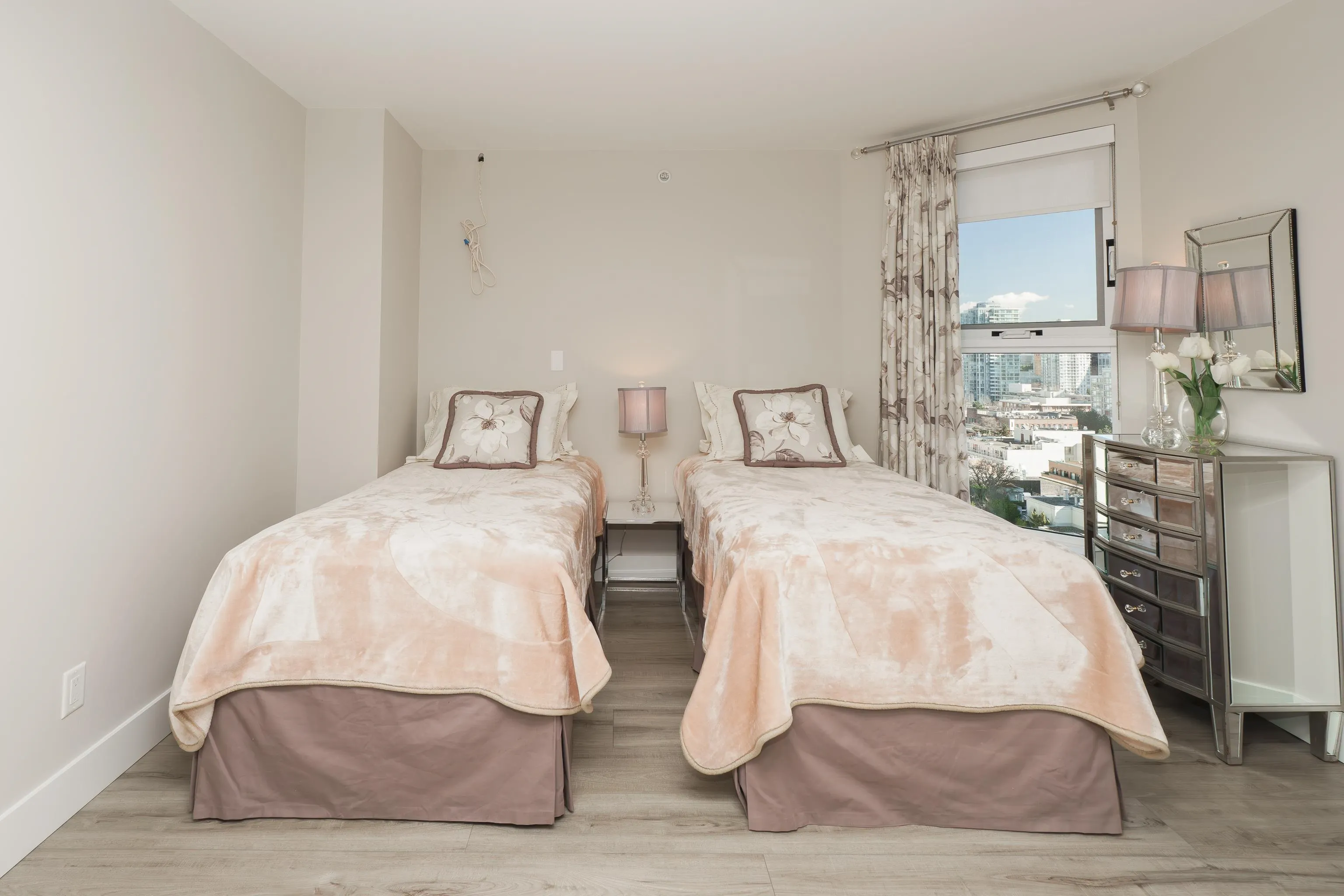 1503 1323 Homer Street