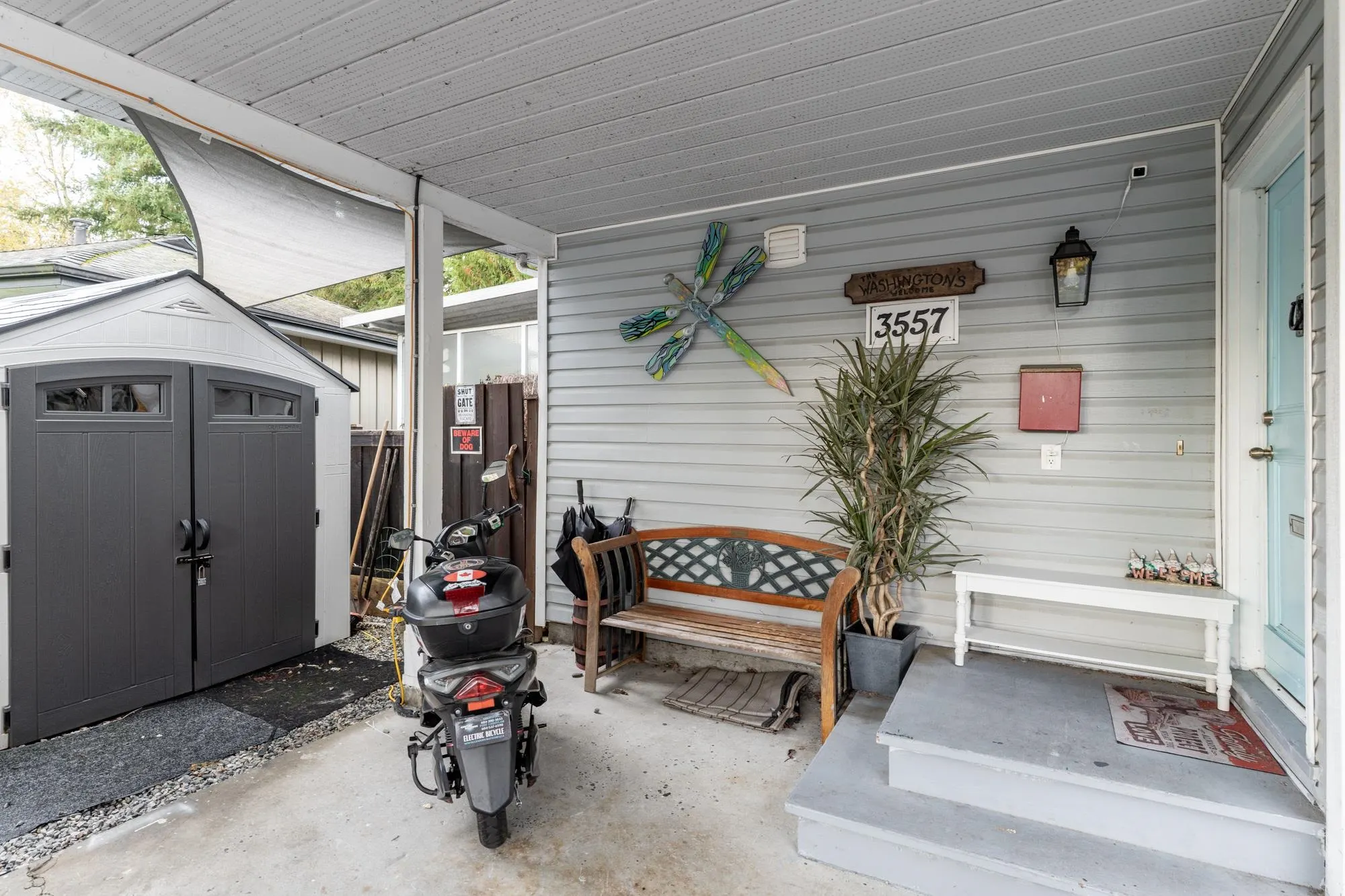 3557 Handley Crescent