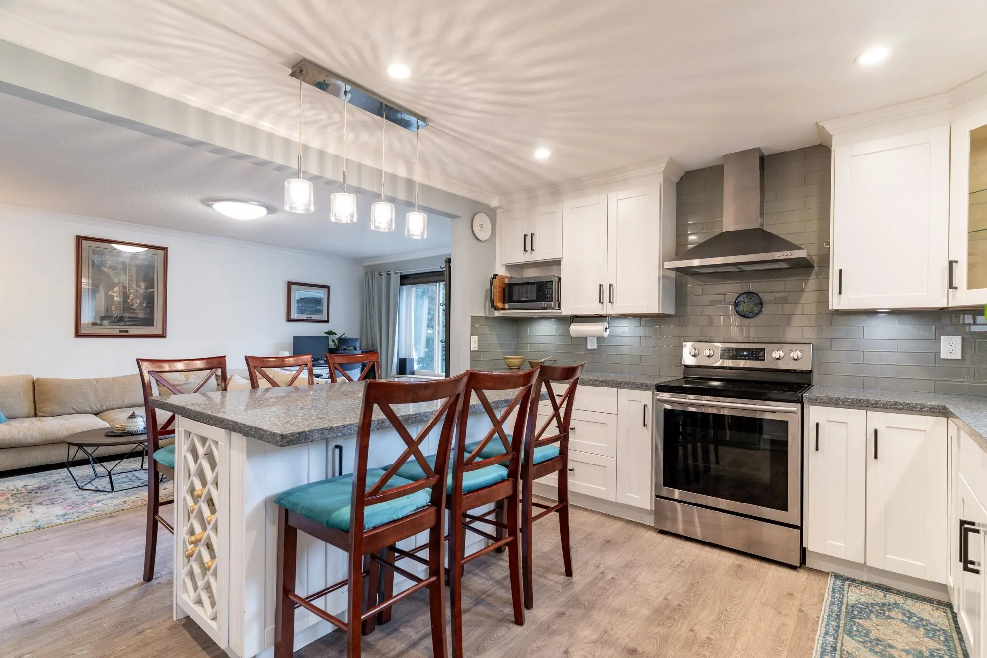 3557 Handley Crescent