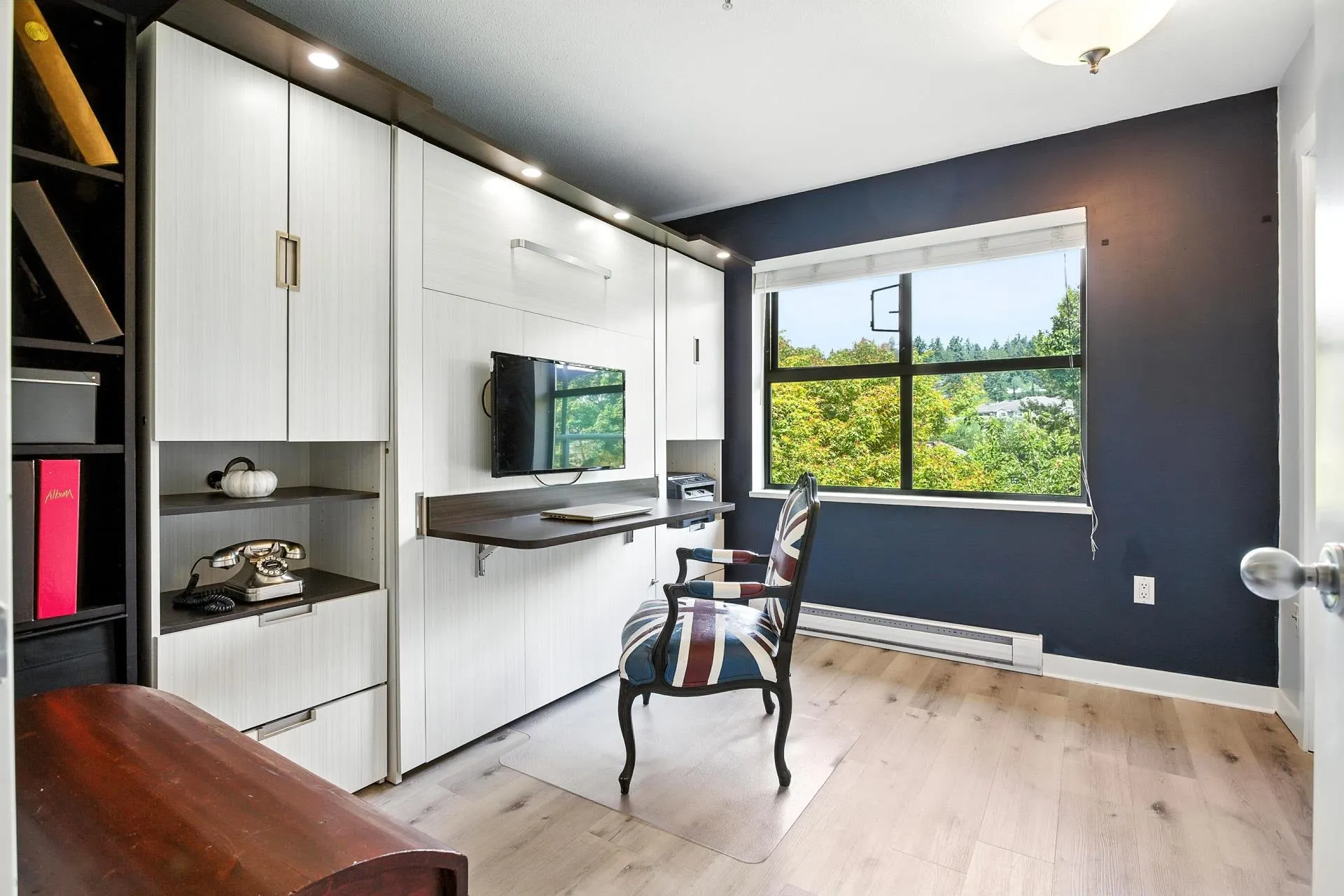 404 225 Newport Drive