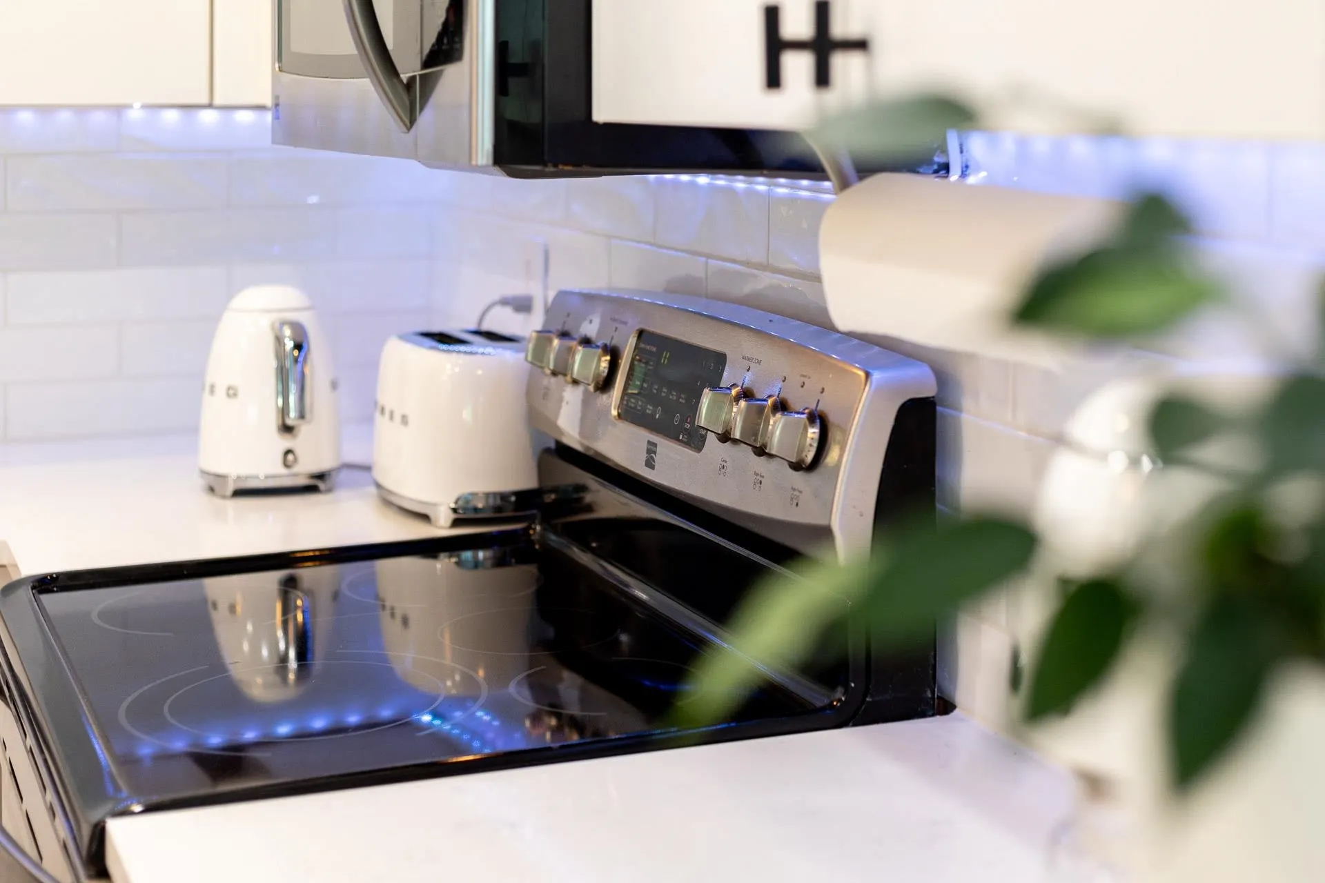 404 225 Newport Drive