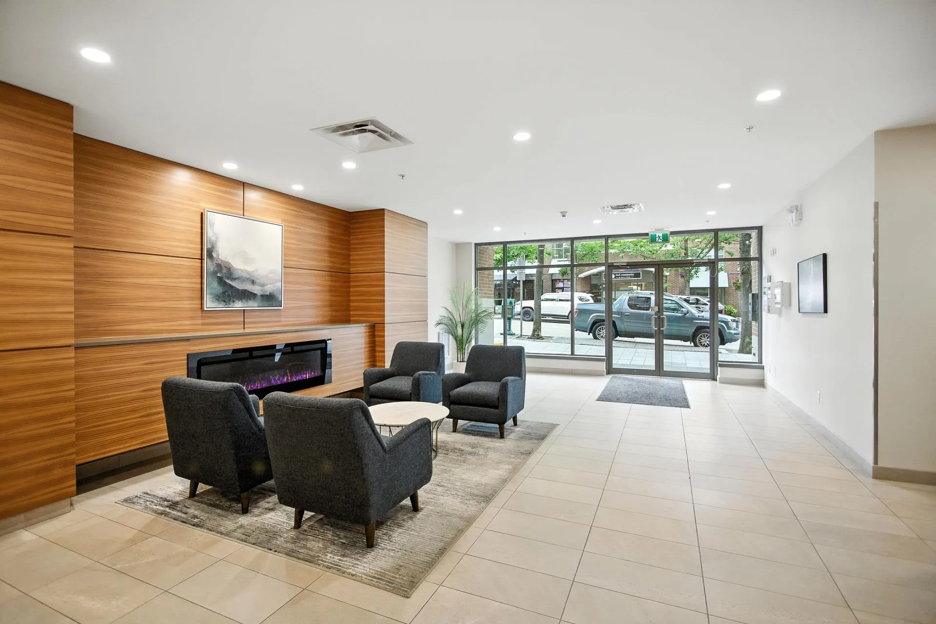 404 225 Newport Drive