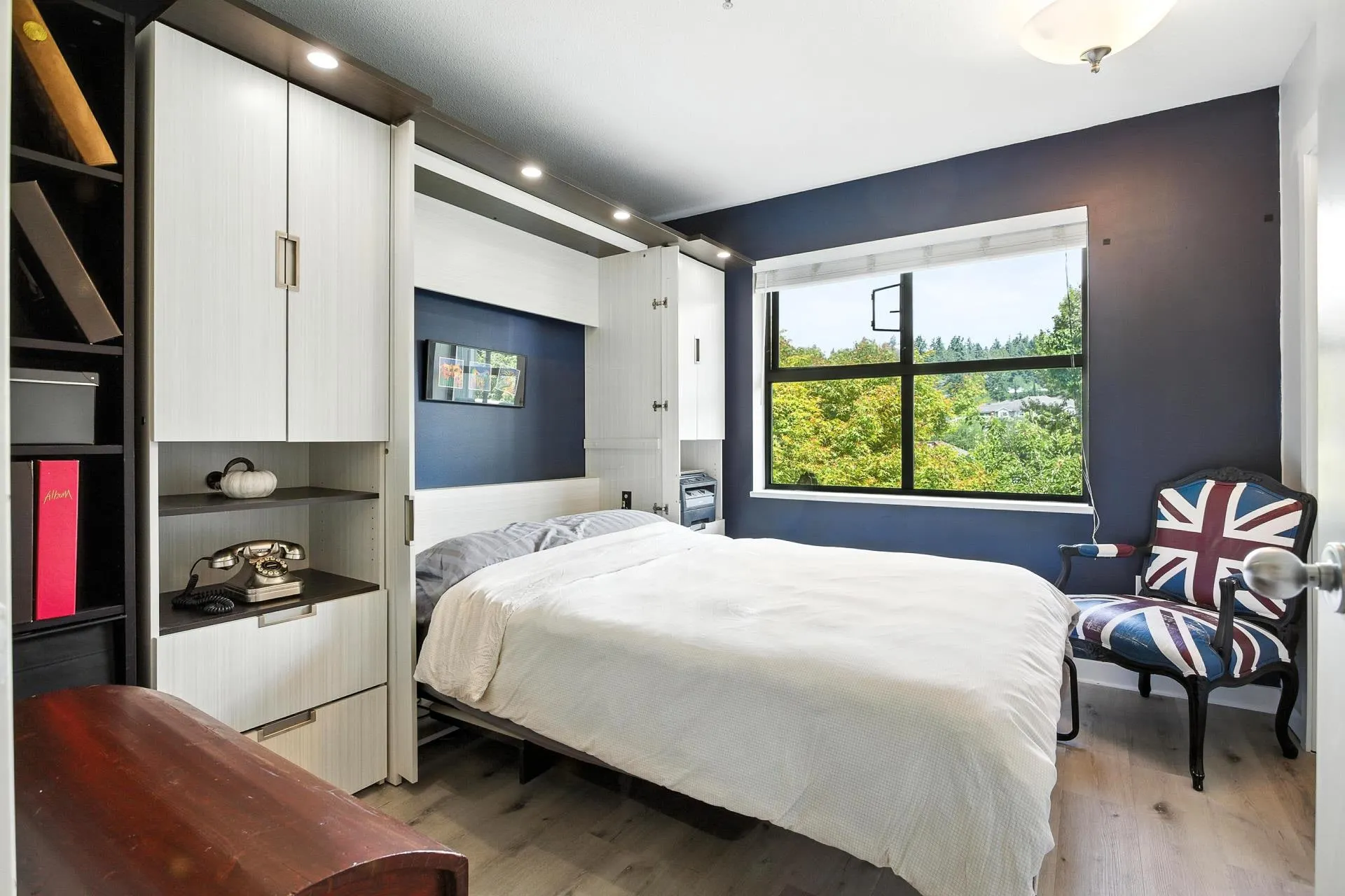 404 225 Newport Drive