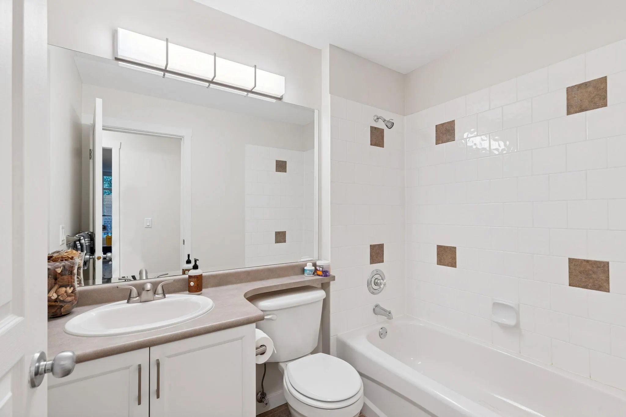 139 2000 Panorama Drive