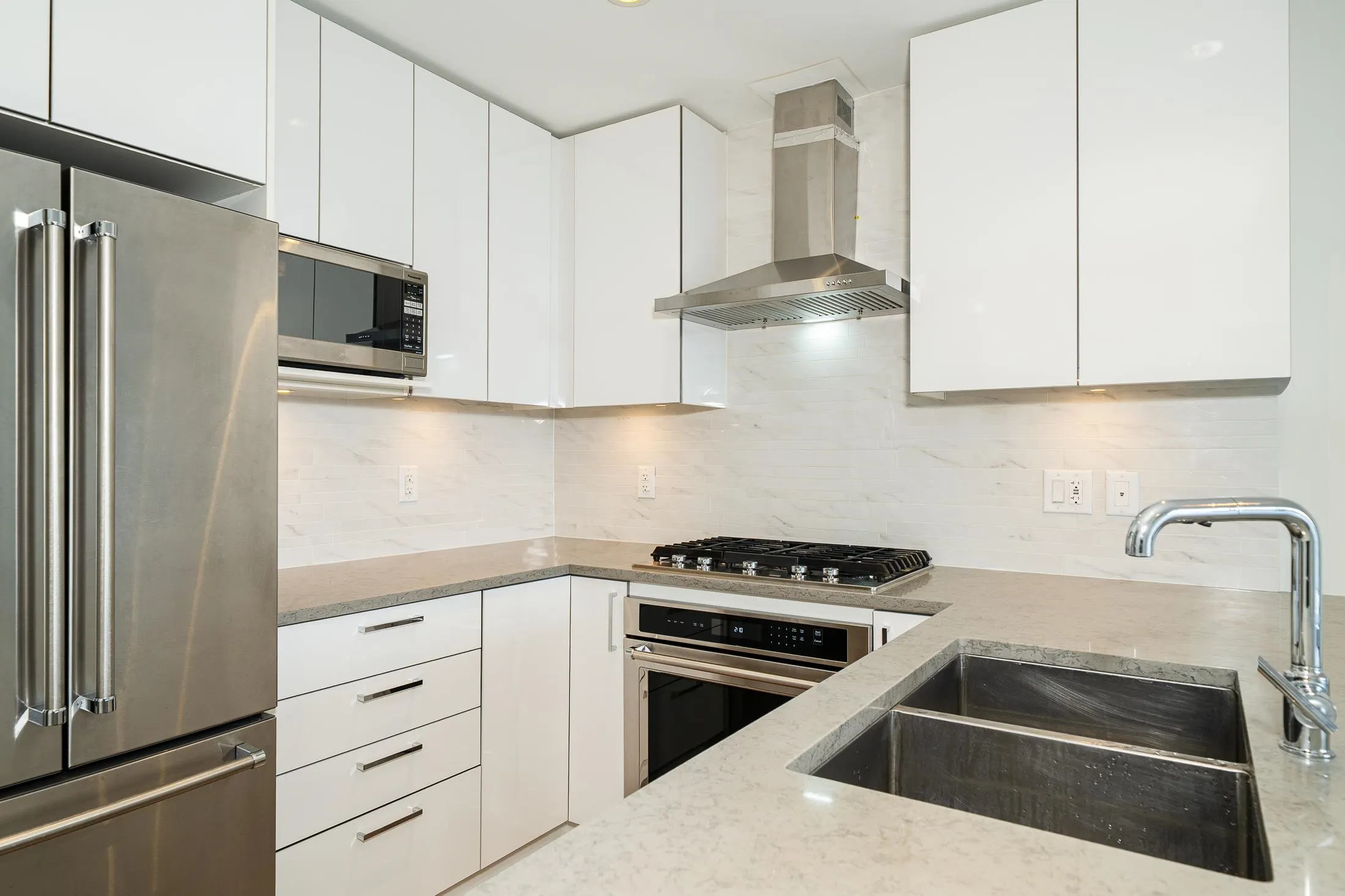 2601 1788 Gilmore Avenue