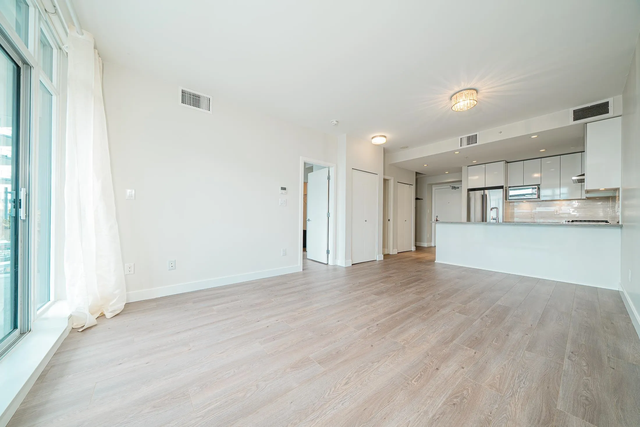 2601 1788 Gilmore Avenue