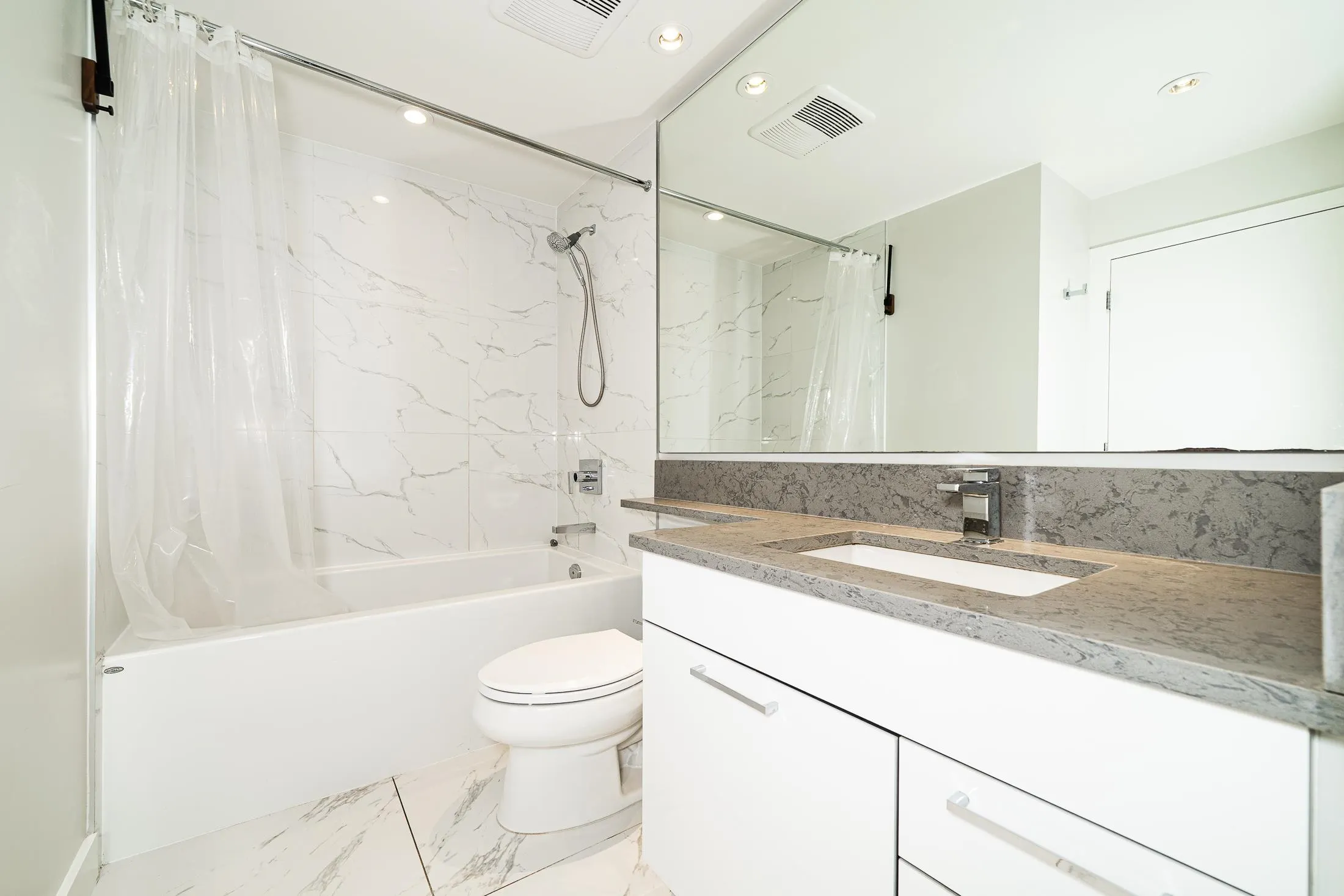 2601 1788 Gilmore Avenue