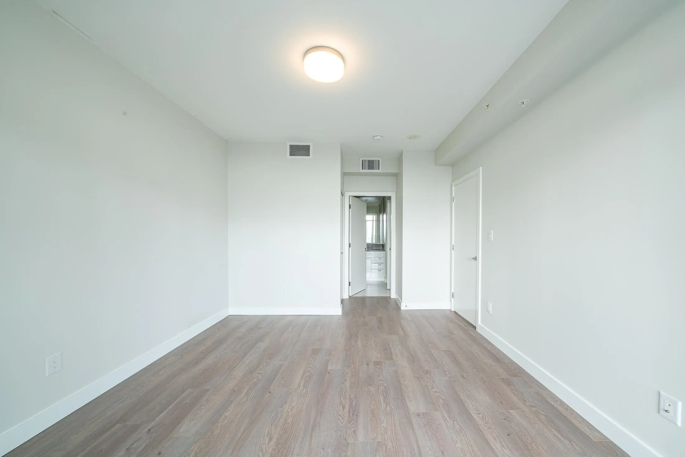 2601 1788 Gilmore Avenue