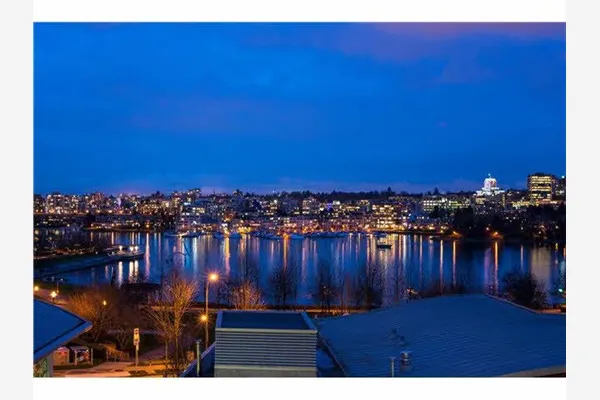 601 1408 Strathmore Mews