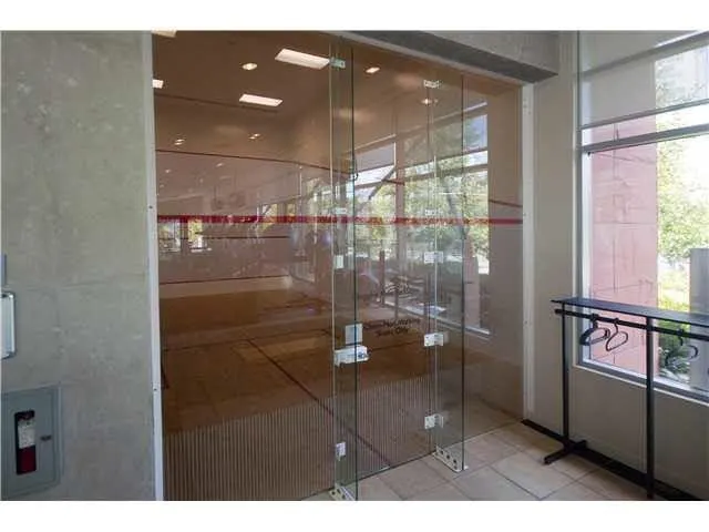 601 1408 Strathmore Mews