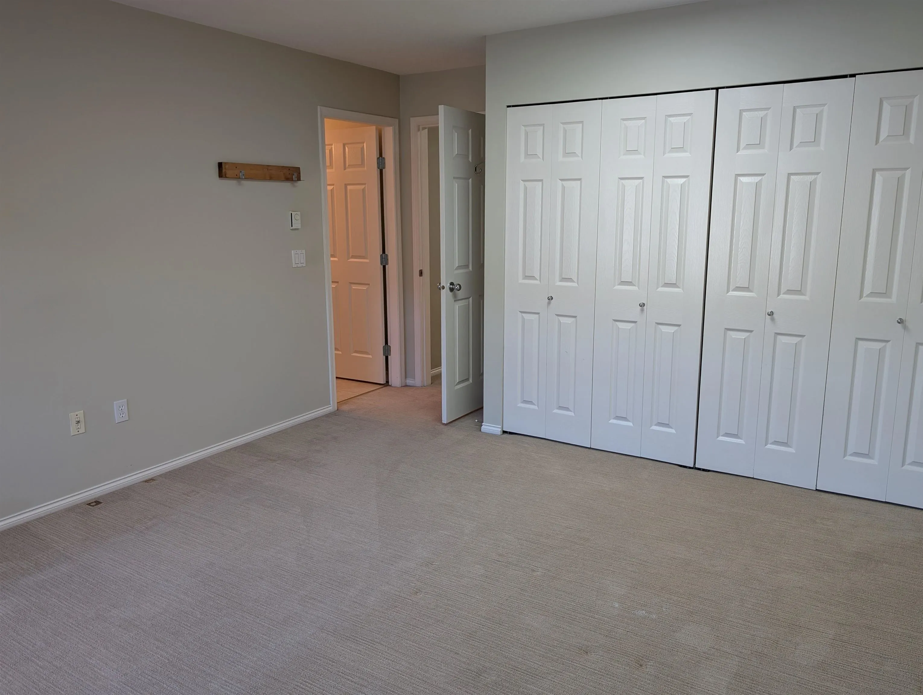 20 3711 Robson Court