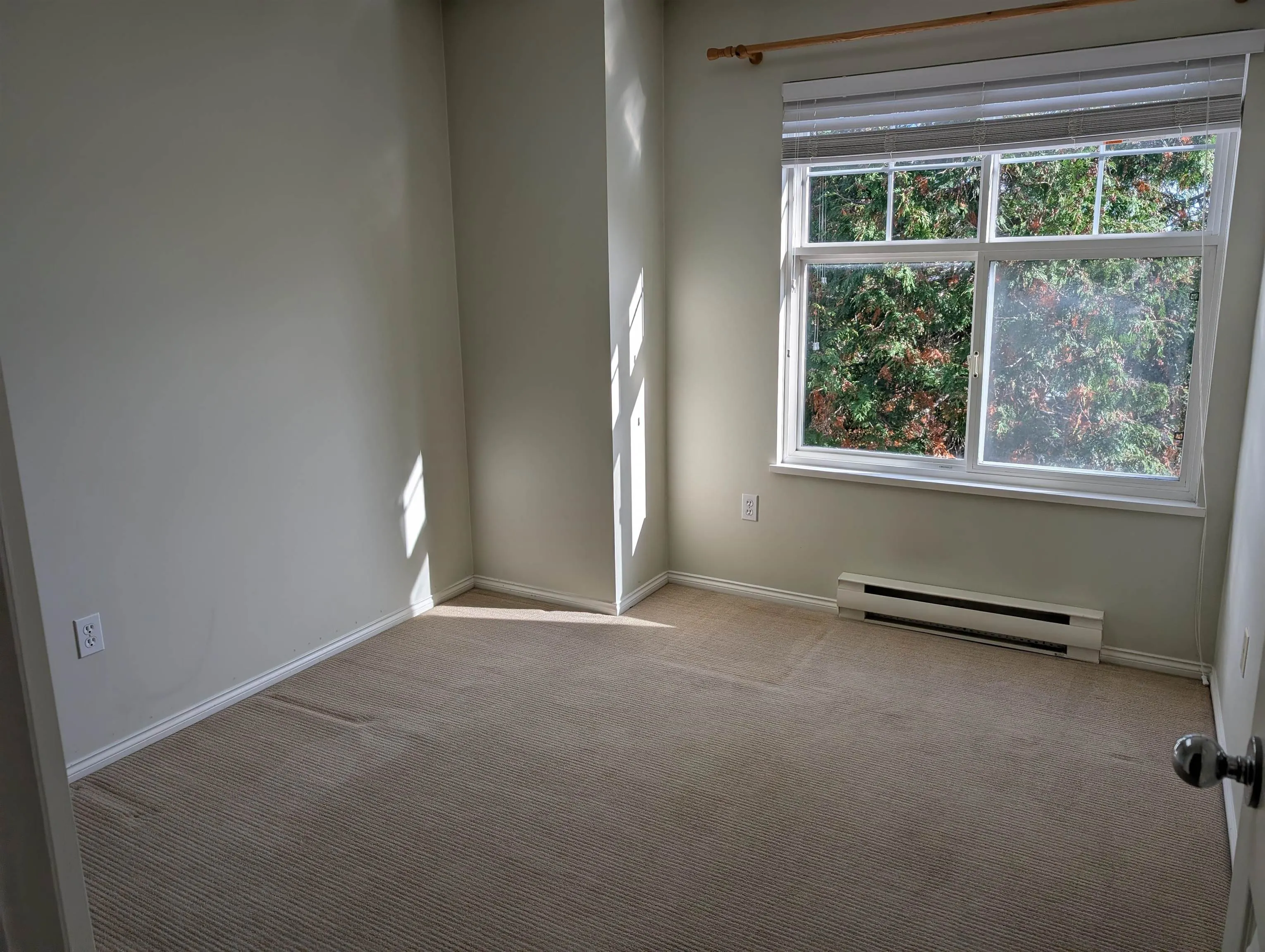 20 3711 Robson Court