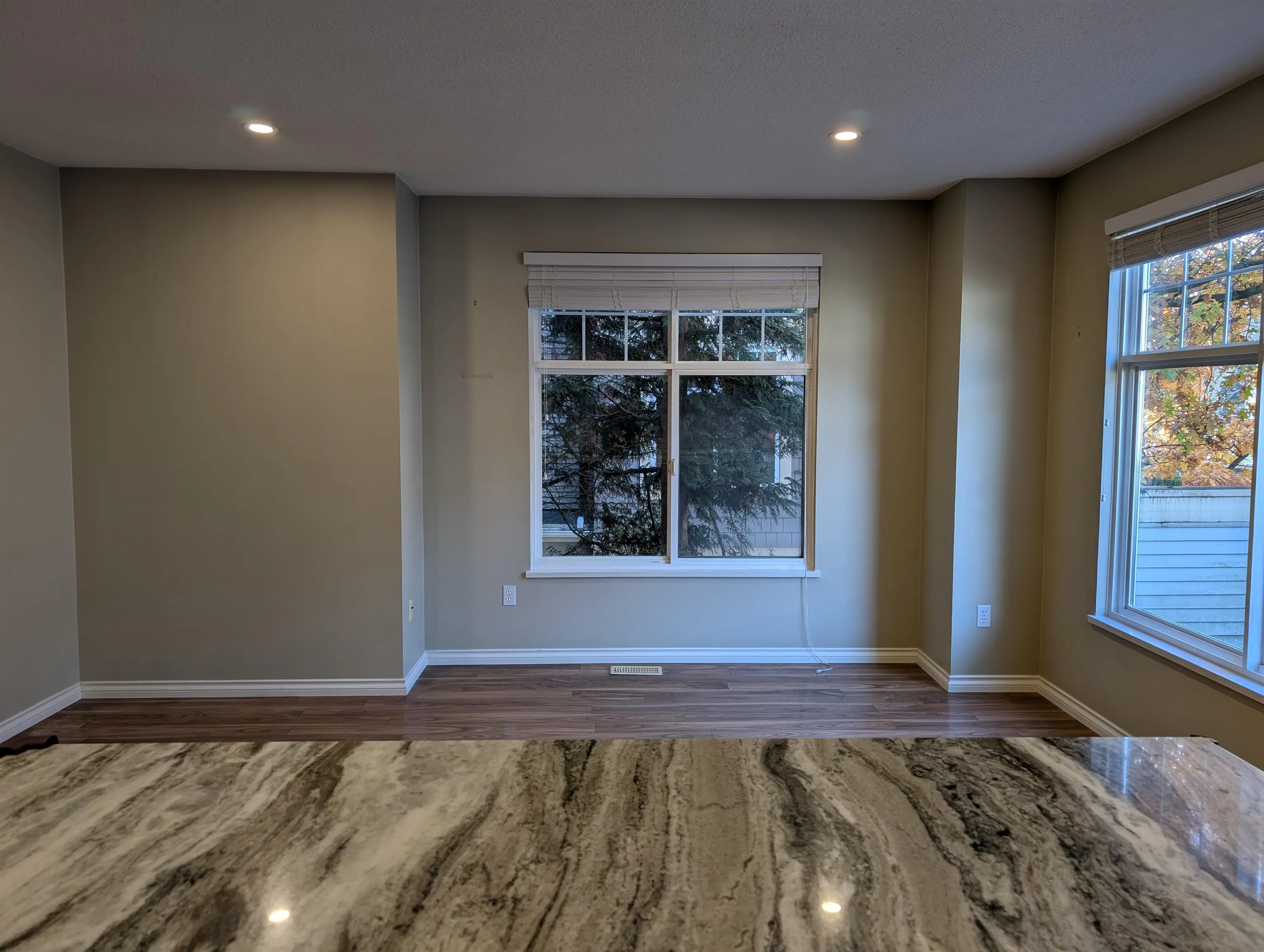 20 3711 Robson Court