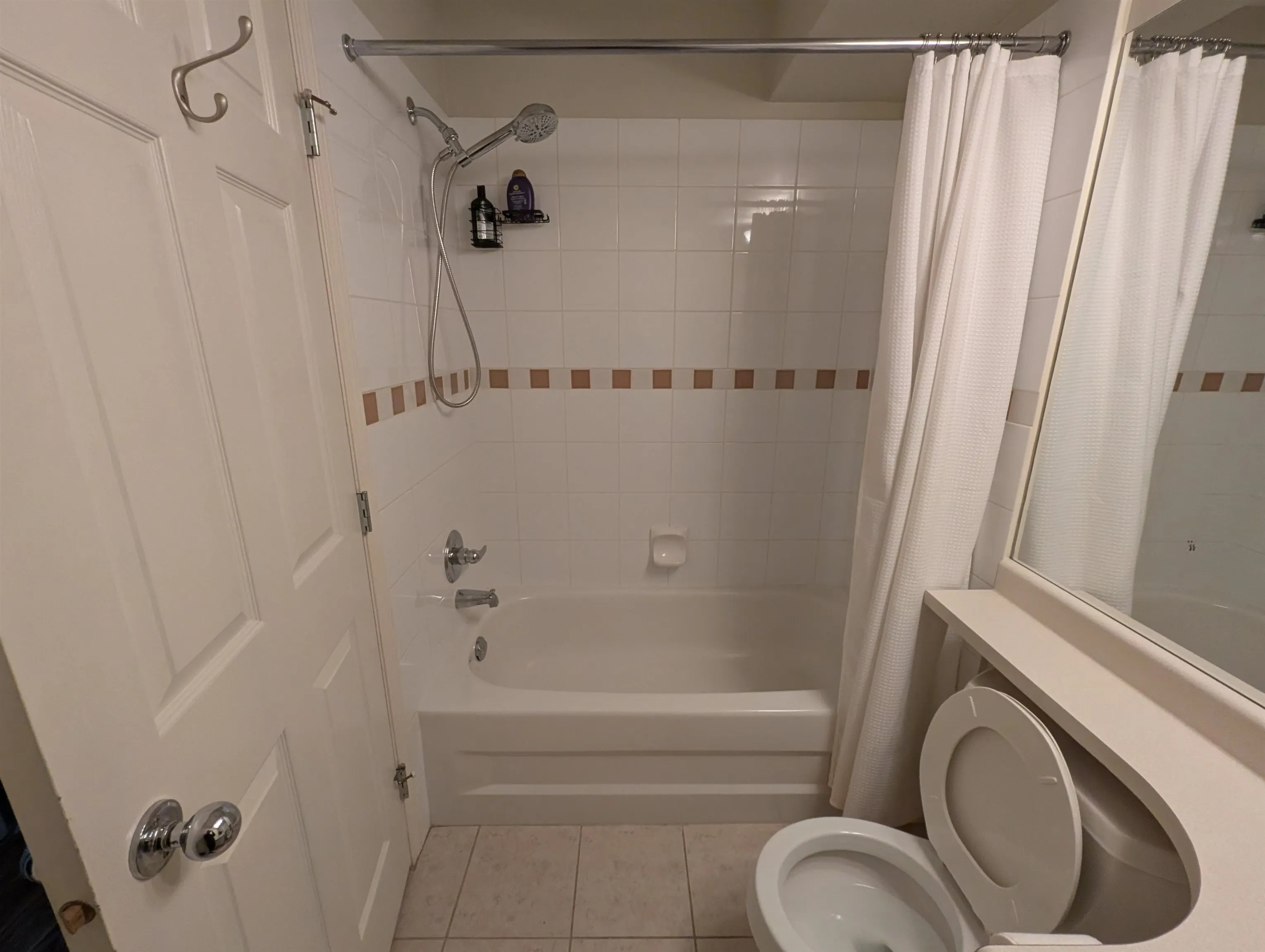 20 3711 Robson Court