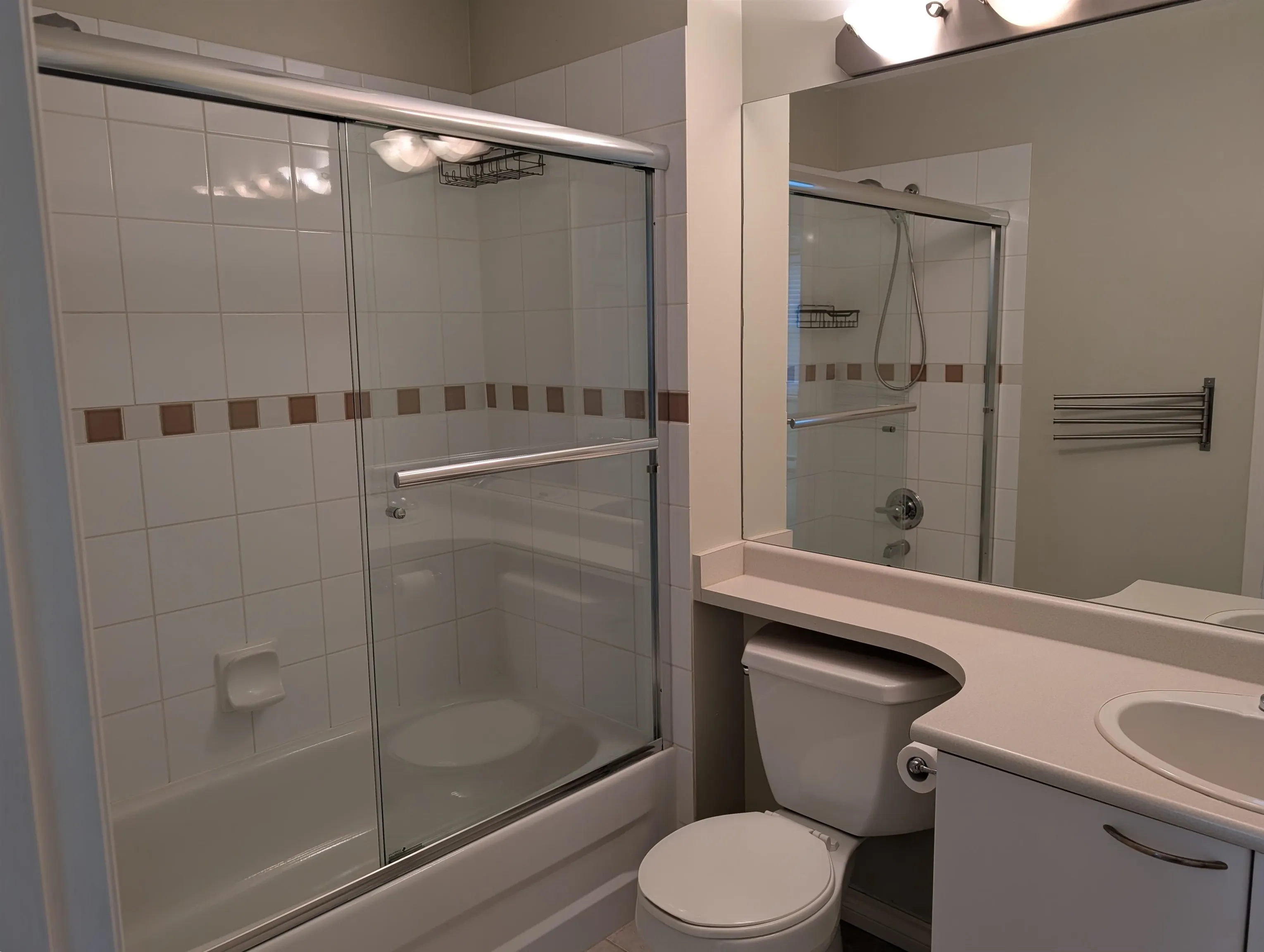 20 3711 Robson Court