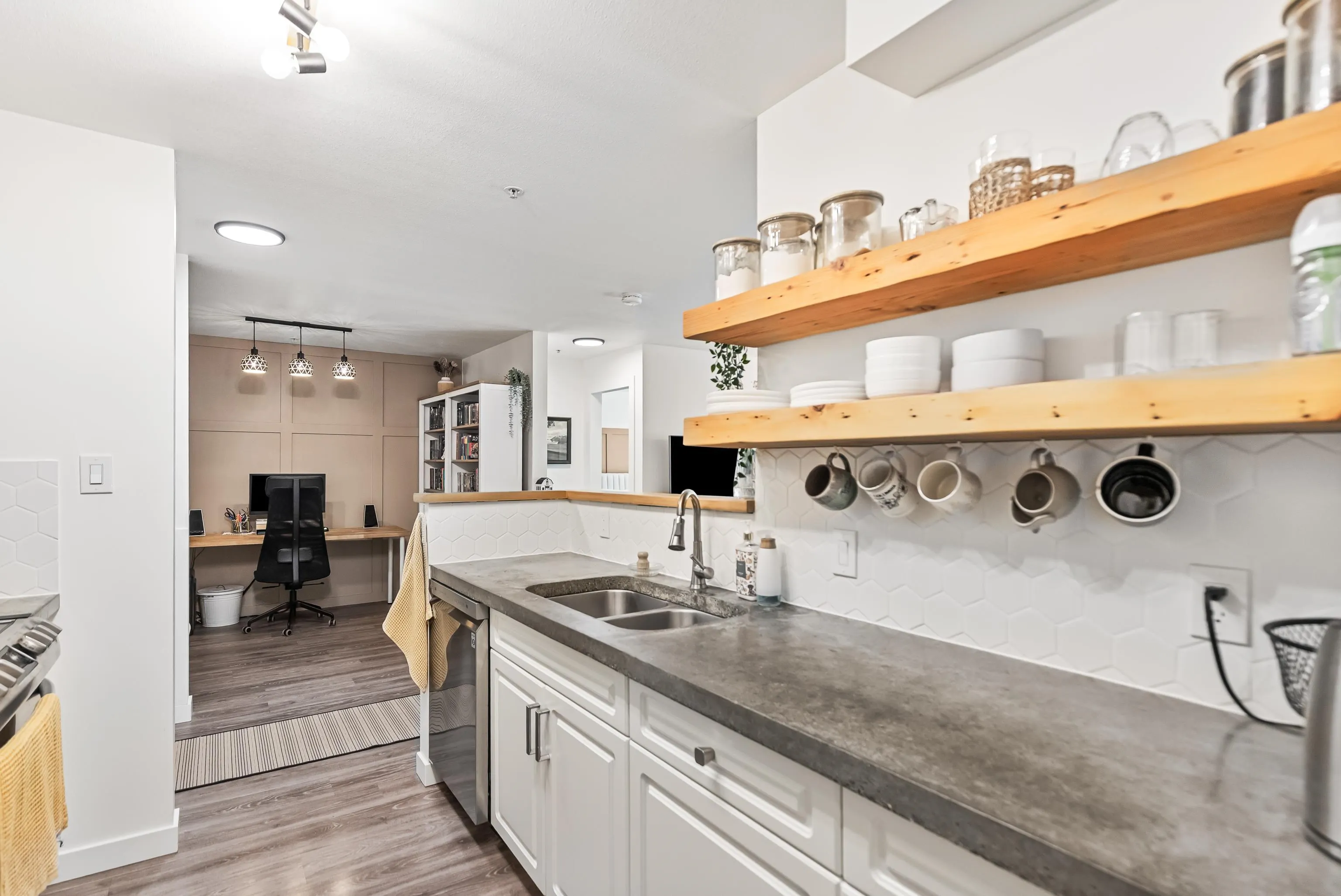 404 12206 224 Street