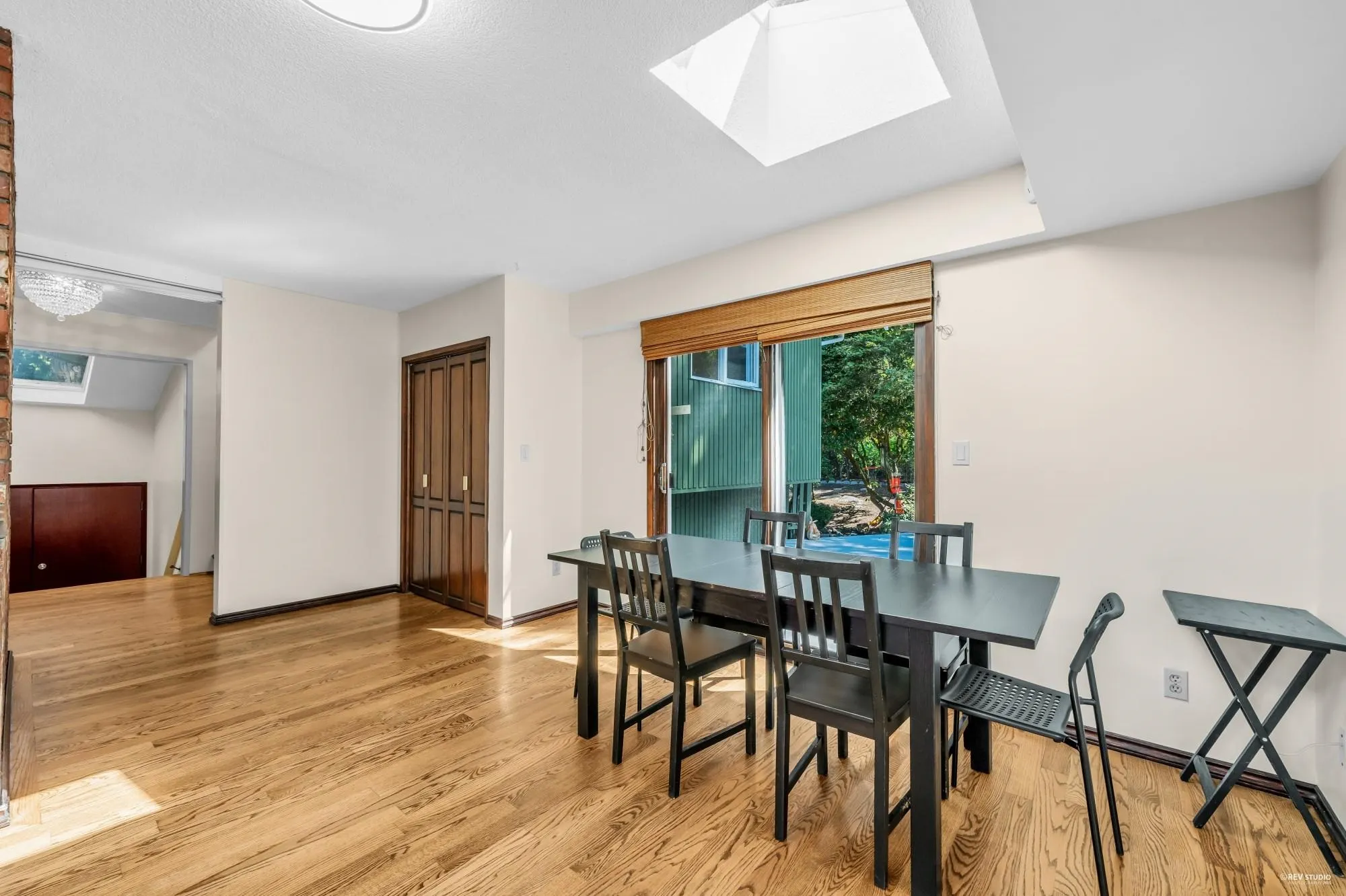 3845 Bayridge Avenue